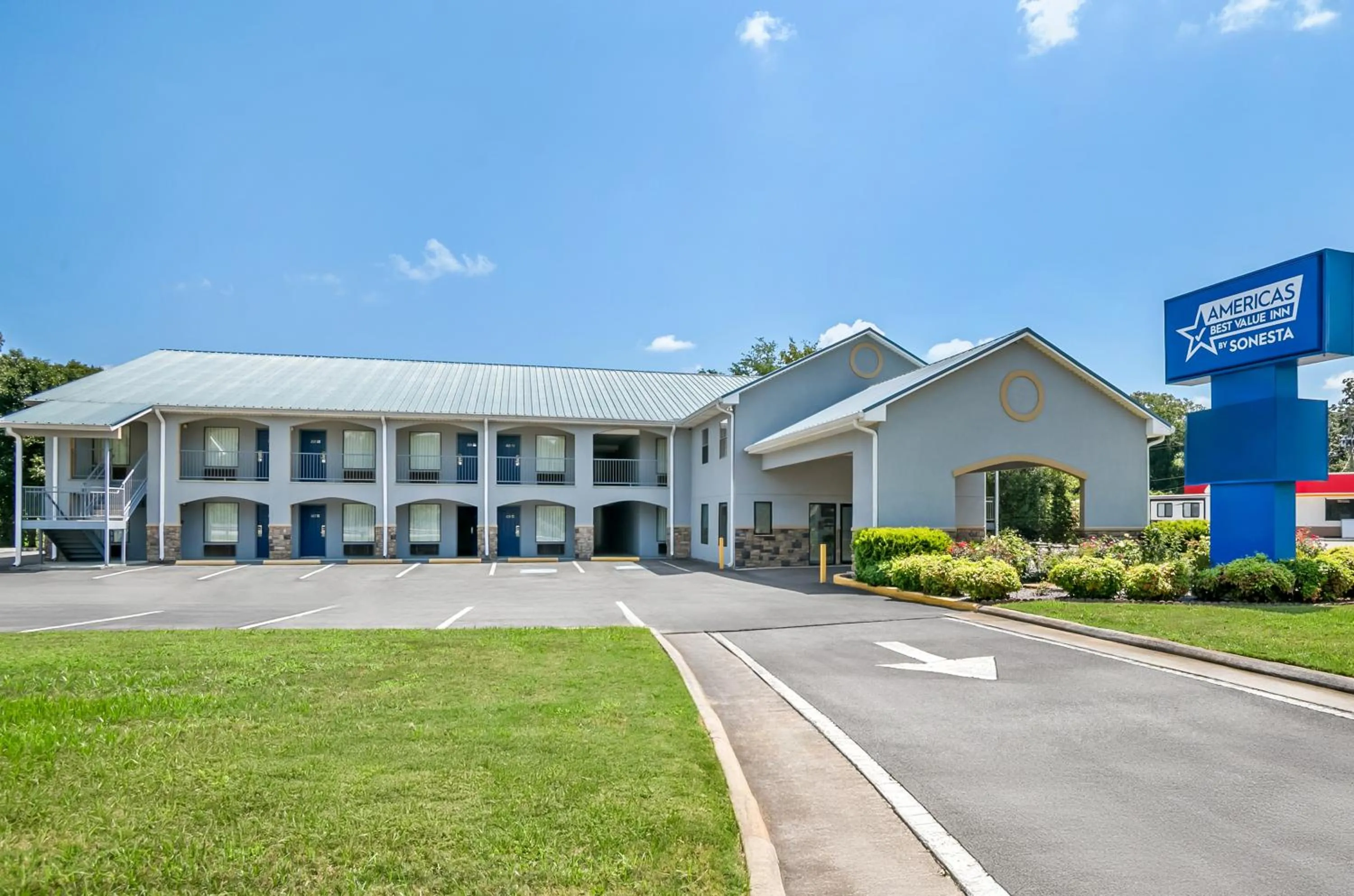 Property building in Americas Best Value Inn - Rome