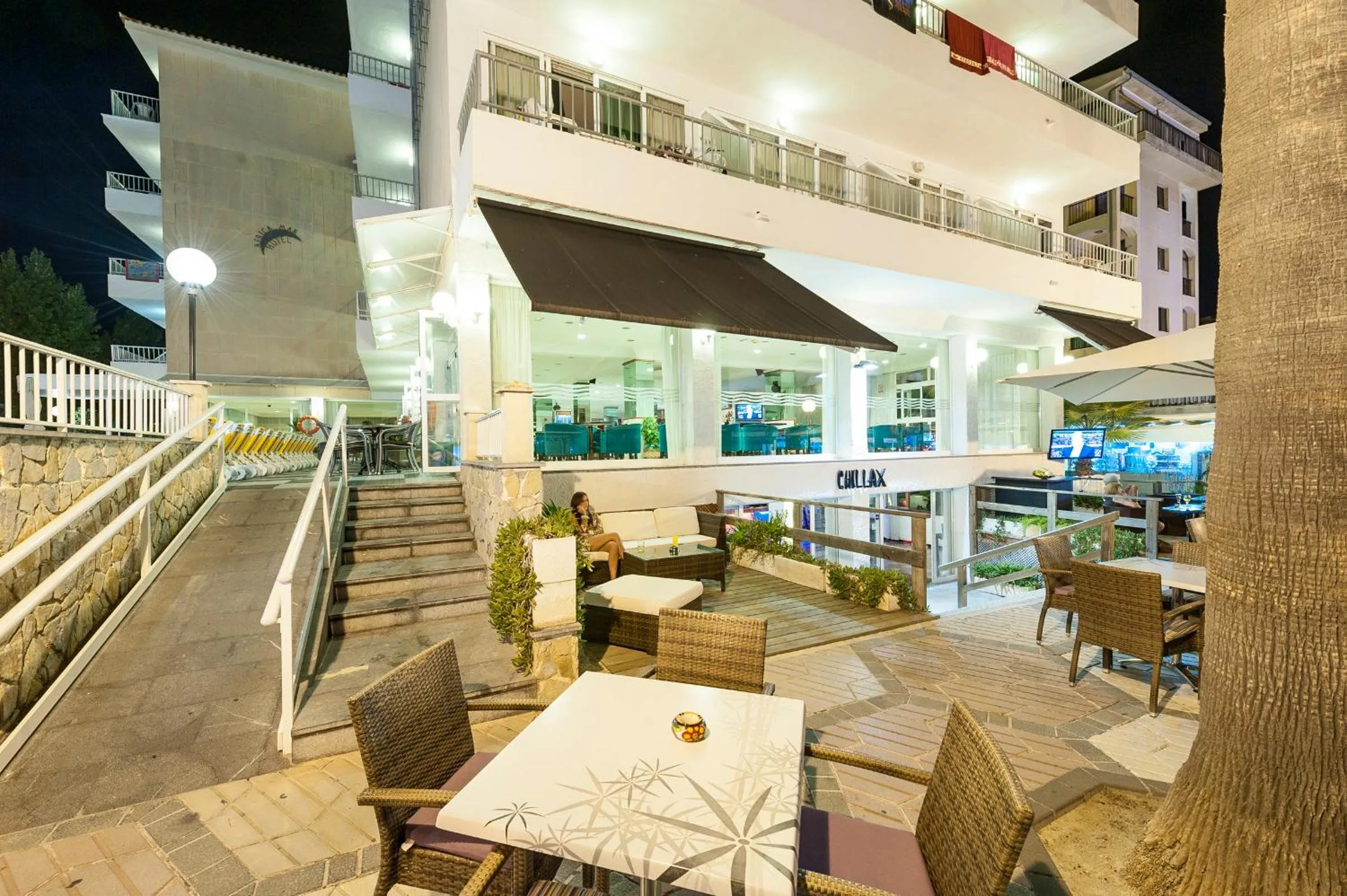 Restaurant/places to eat in Africamar