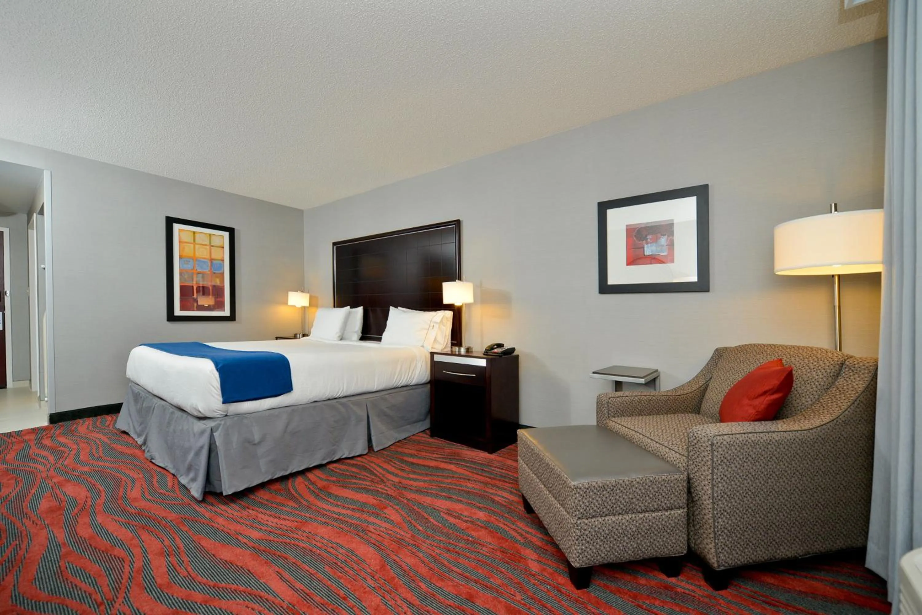 Photo of the whole room, Bed in Holiday Inn Express Canandaigua by IHG