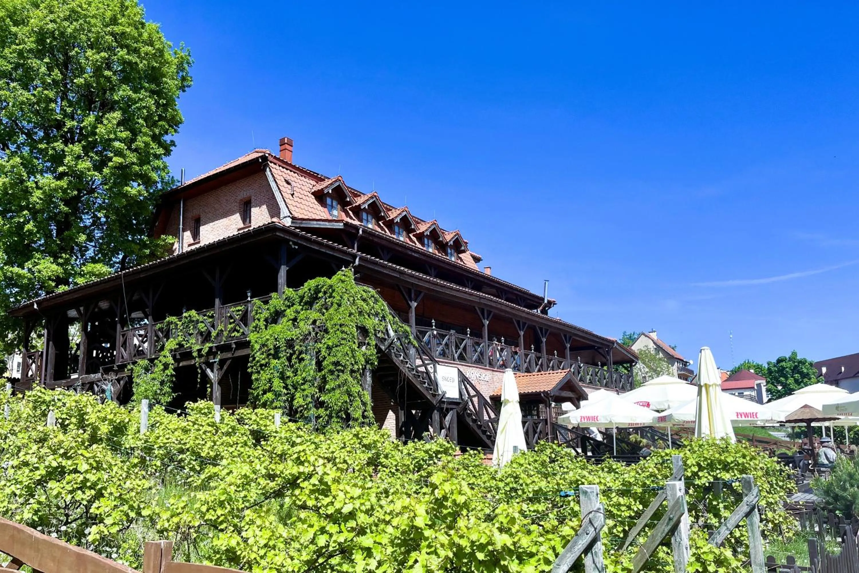 Property building in Gościniec Ryński Młyn