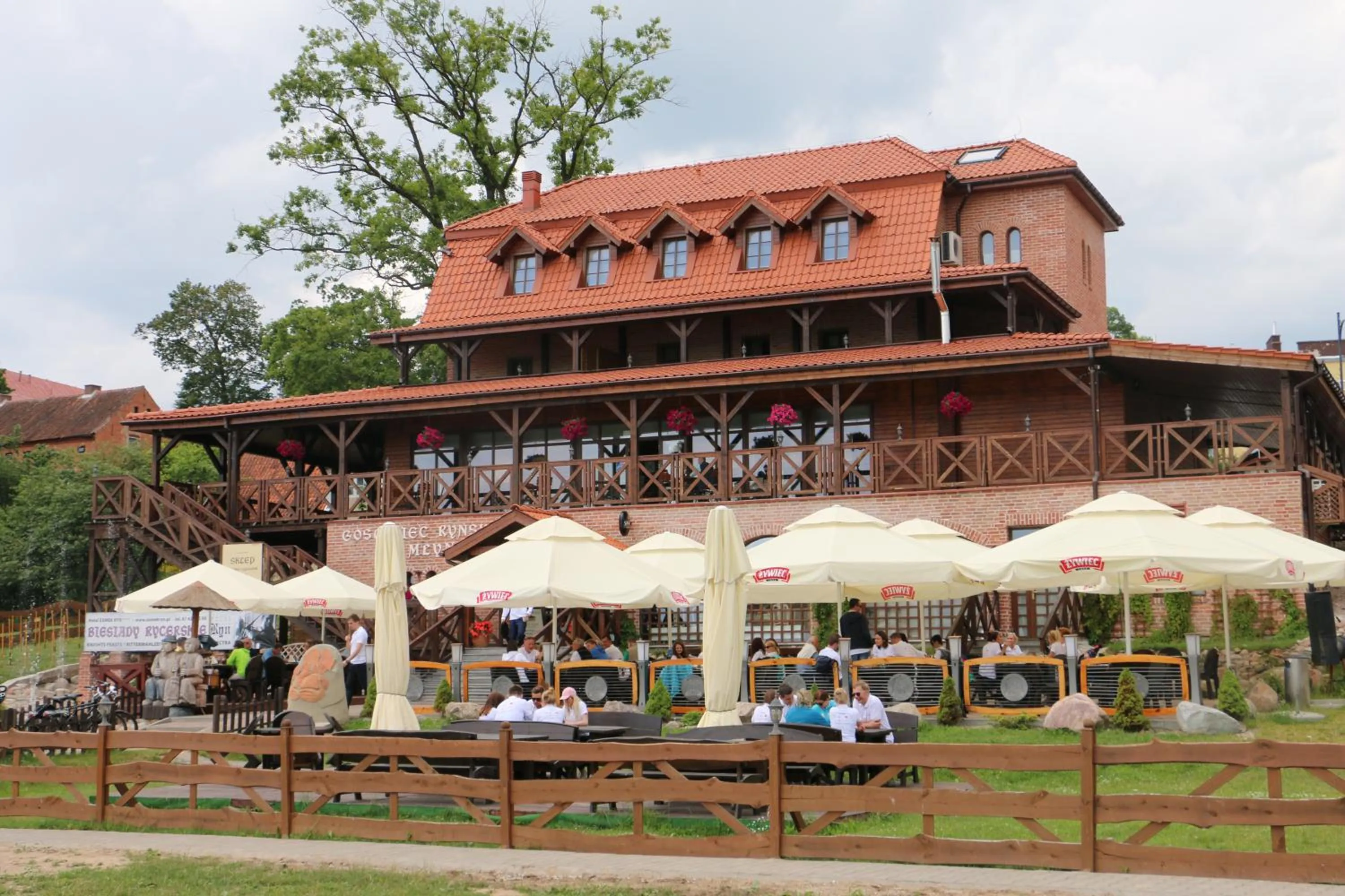 Restaurant/places to eat in Gościniec Ryński Młyn