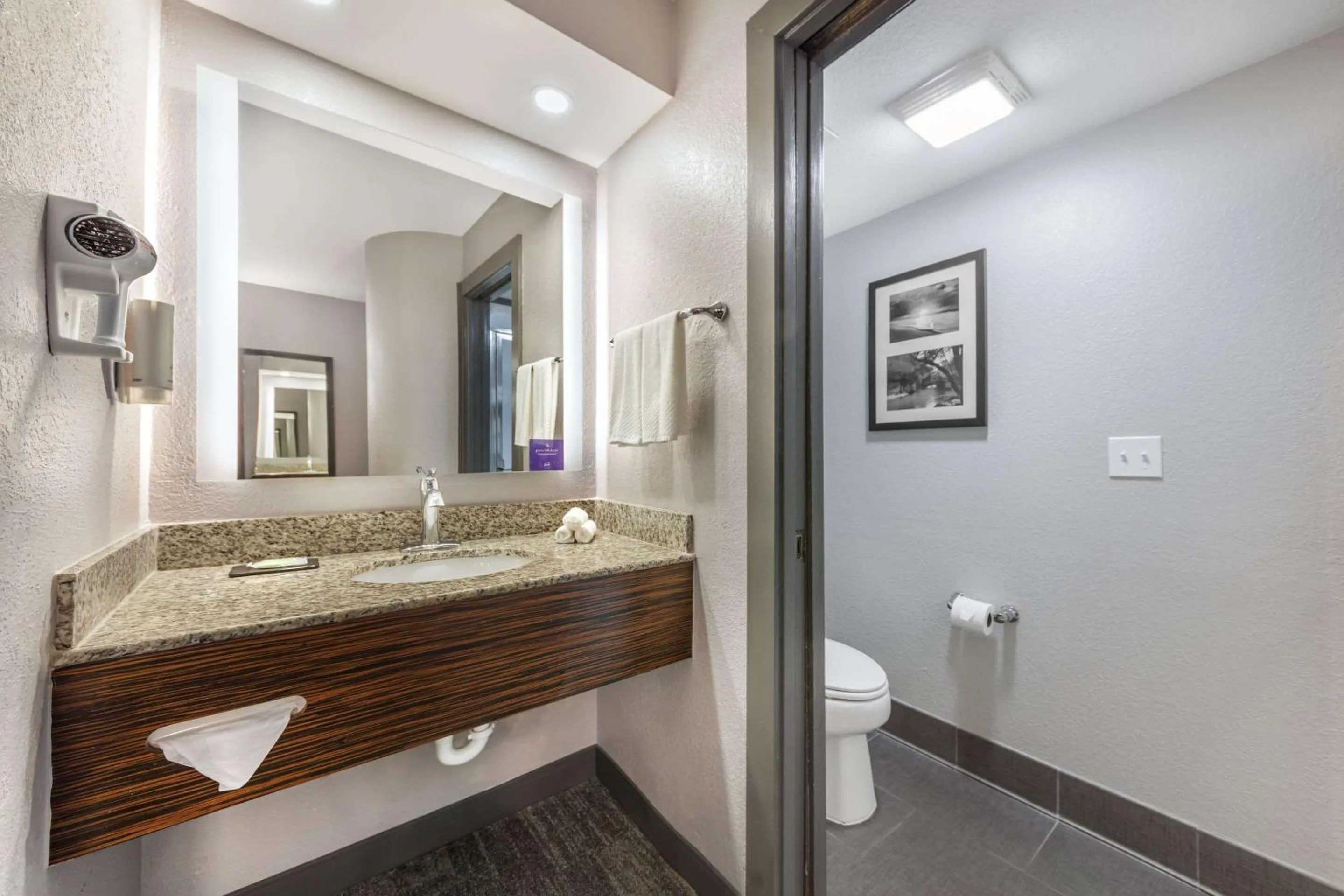 Bedroom in Sleep Inn Miami Airport