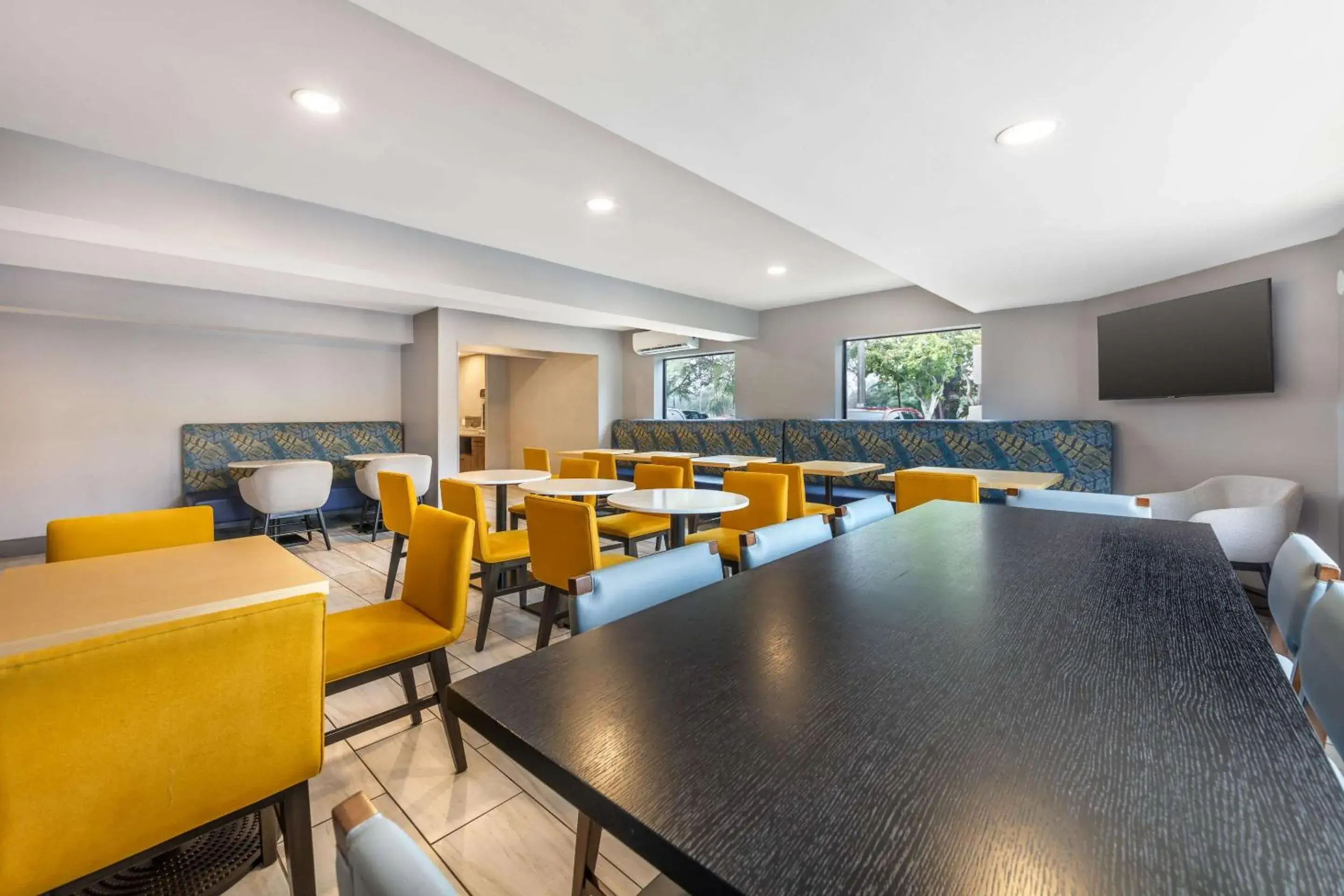 Breakfast in Sleep Inn Miami Airport Breakfast in Sleep Inn Miami Airport