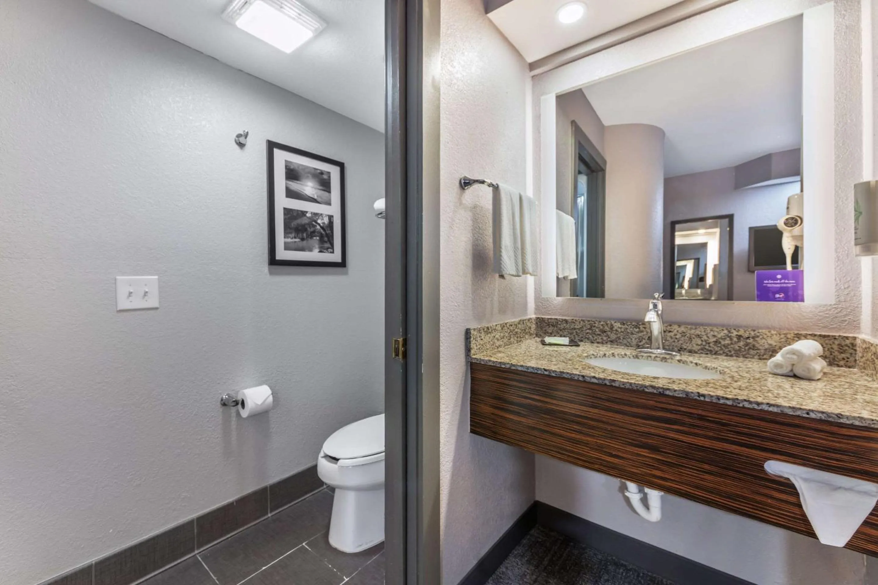 Bedroom in Sleep Inn Miami Airport