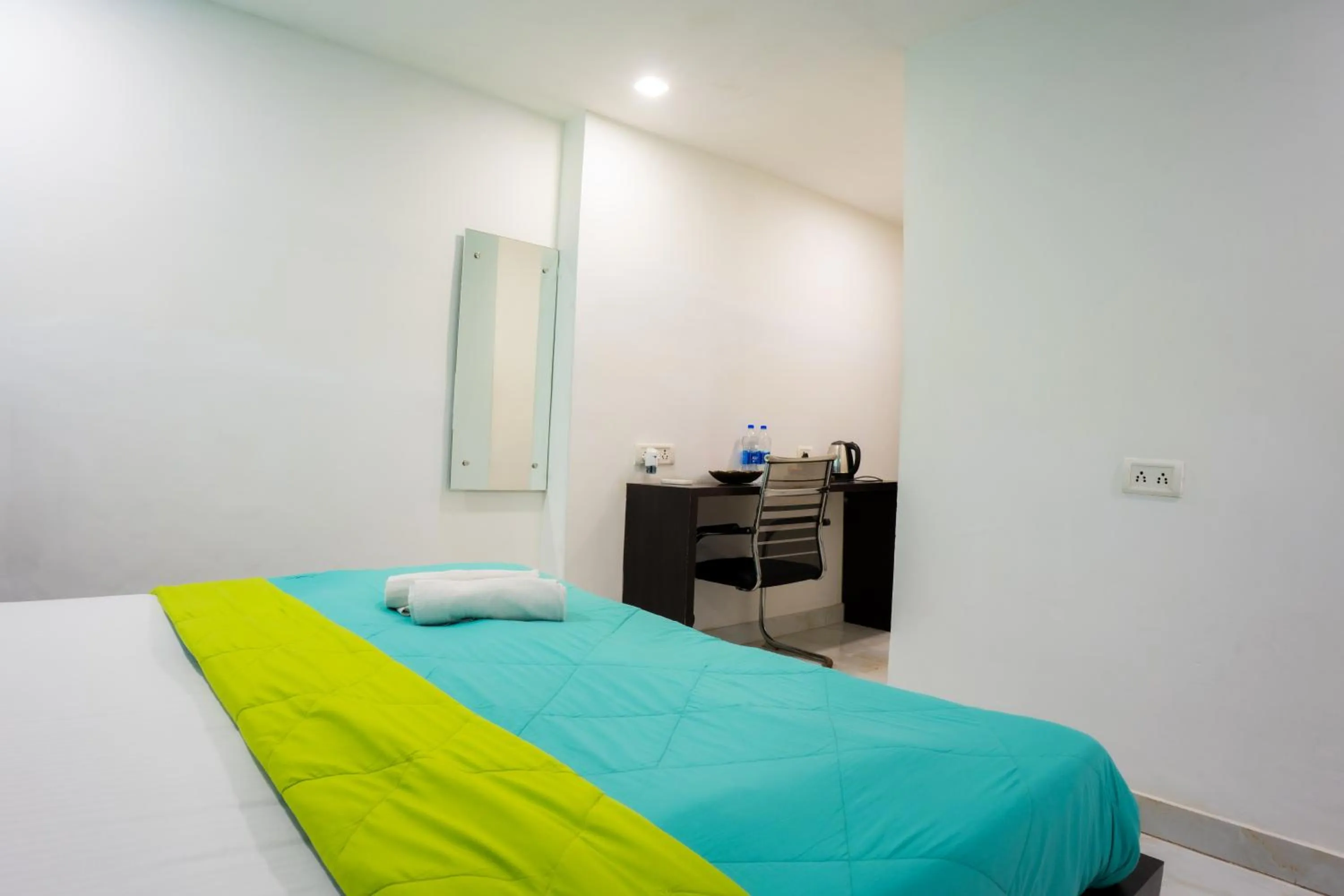 Bedroom, Bed in Joey's Hostel Agra - 200m from Taj Mahal