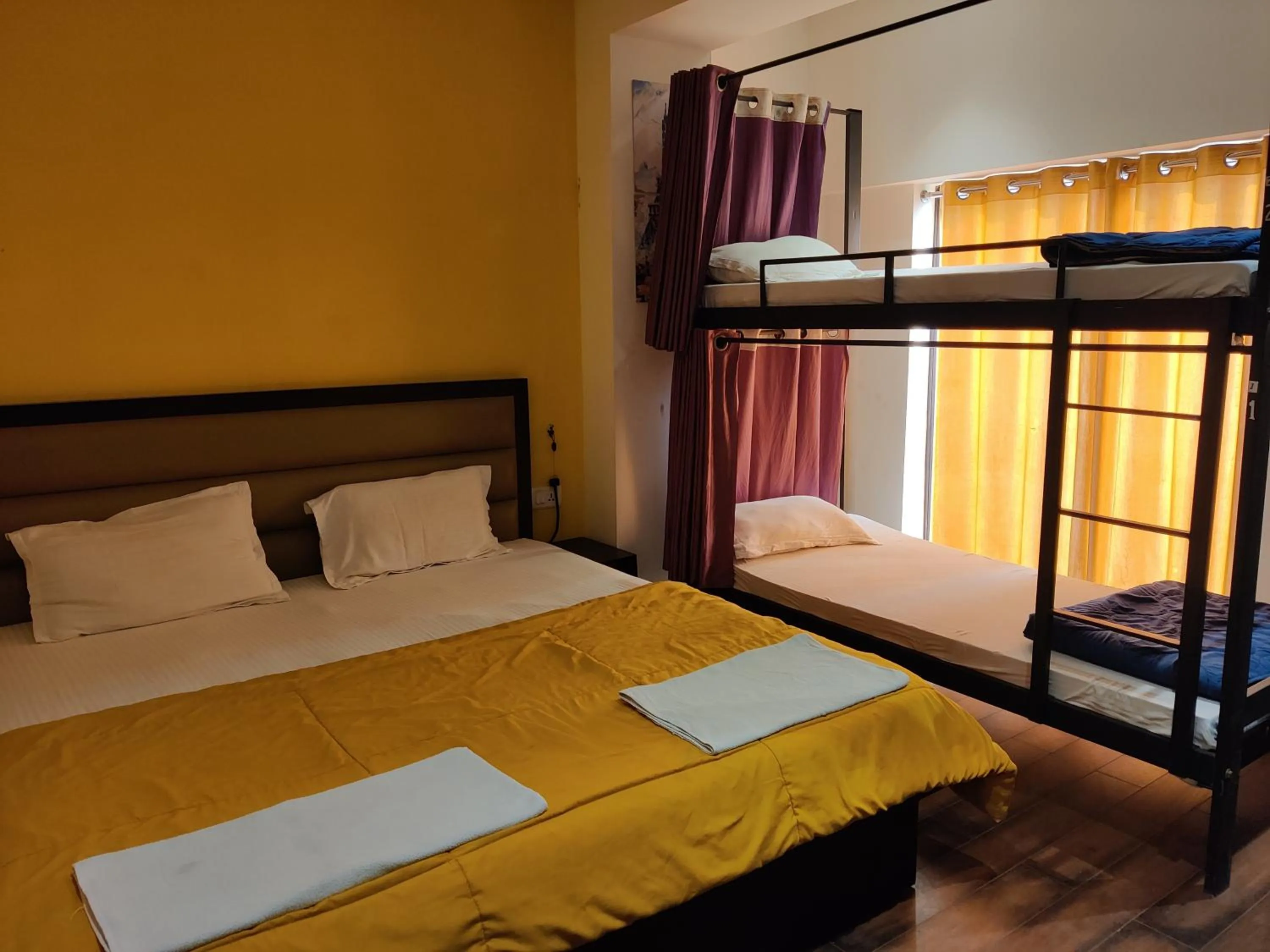 Bedroom, Bed in Joey's Hostel Agra - 200m from Taj Mahal