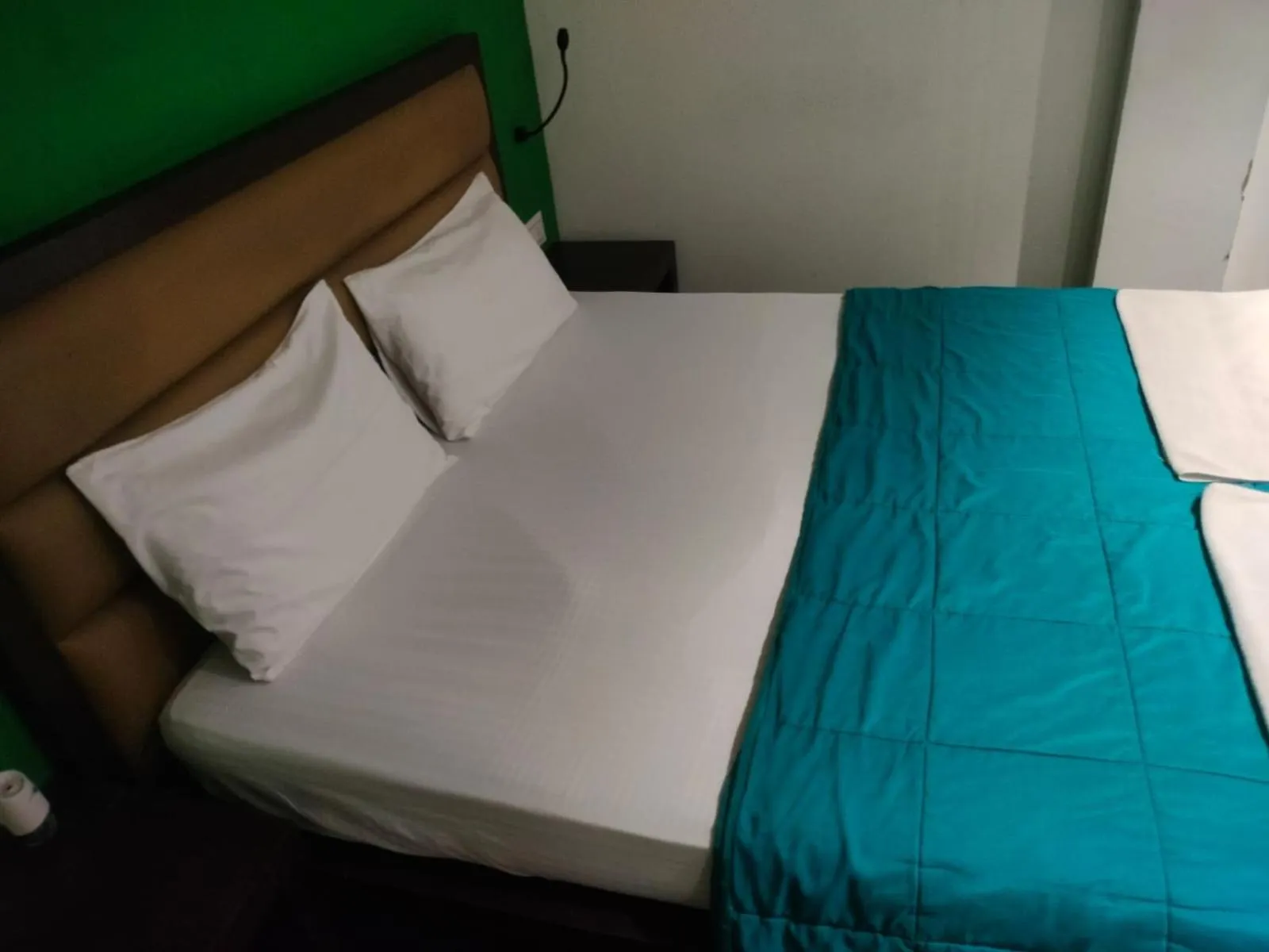 Bedroom, Bed in Joey's Hostel Agra - 200m from Taj Mahal