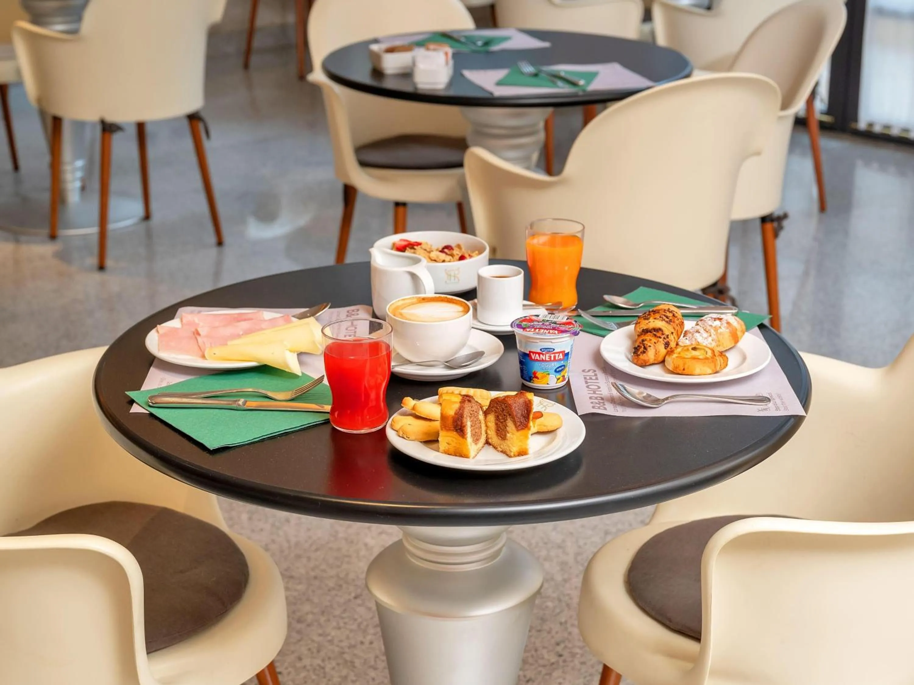 Balcony/Terrace in B&B HOTELS Hotel Prestige Ornago