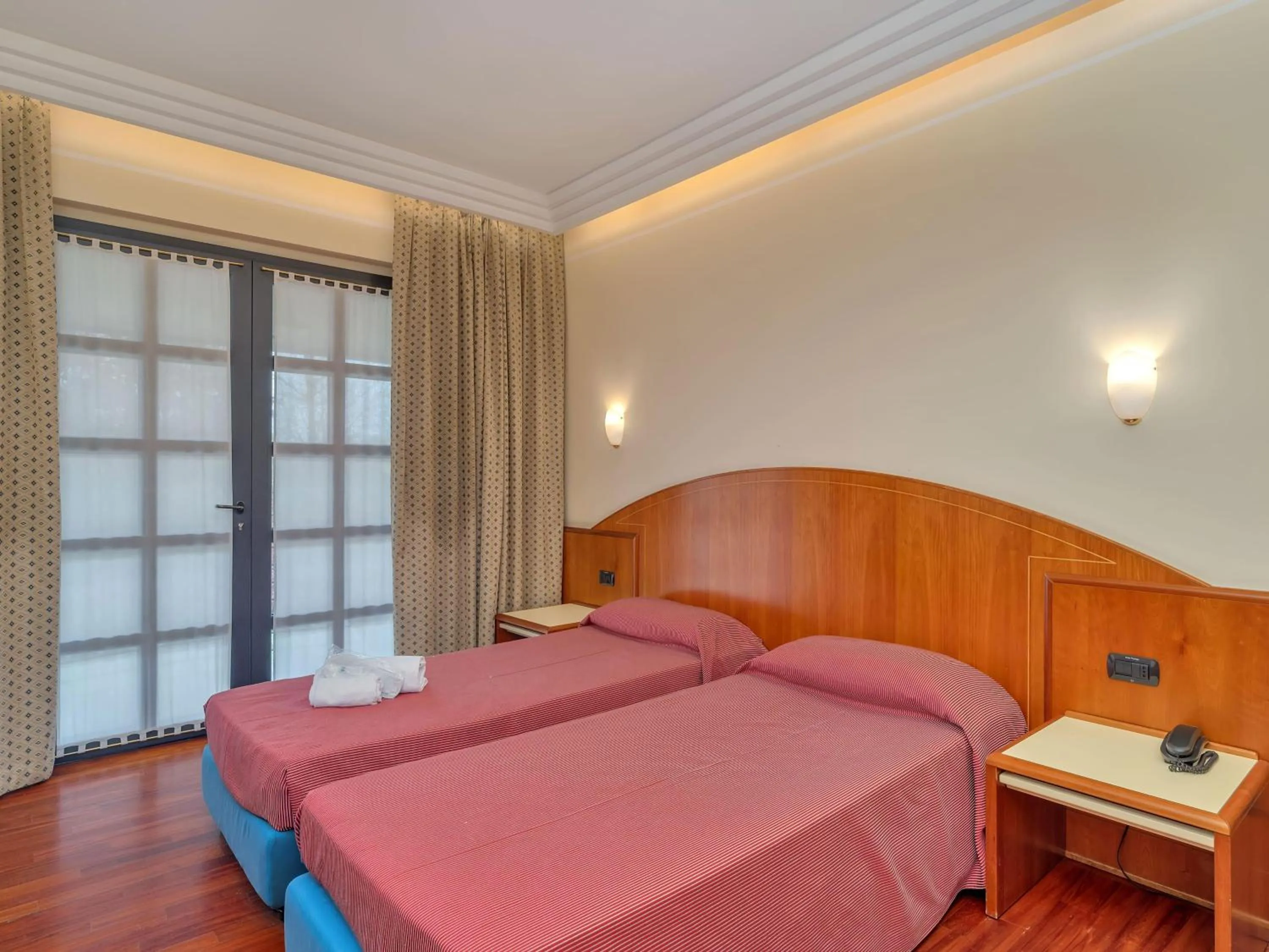 Photo of the whole room, Bed in B&B HOTELS Hotel Prestige Ornago