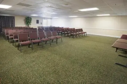 Meeting/conference room in Motel 6-Warner Robins, GA