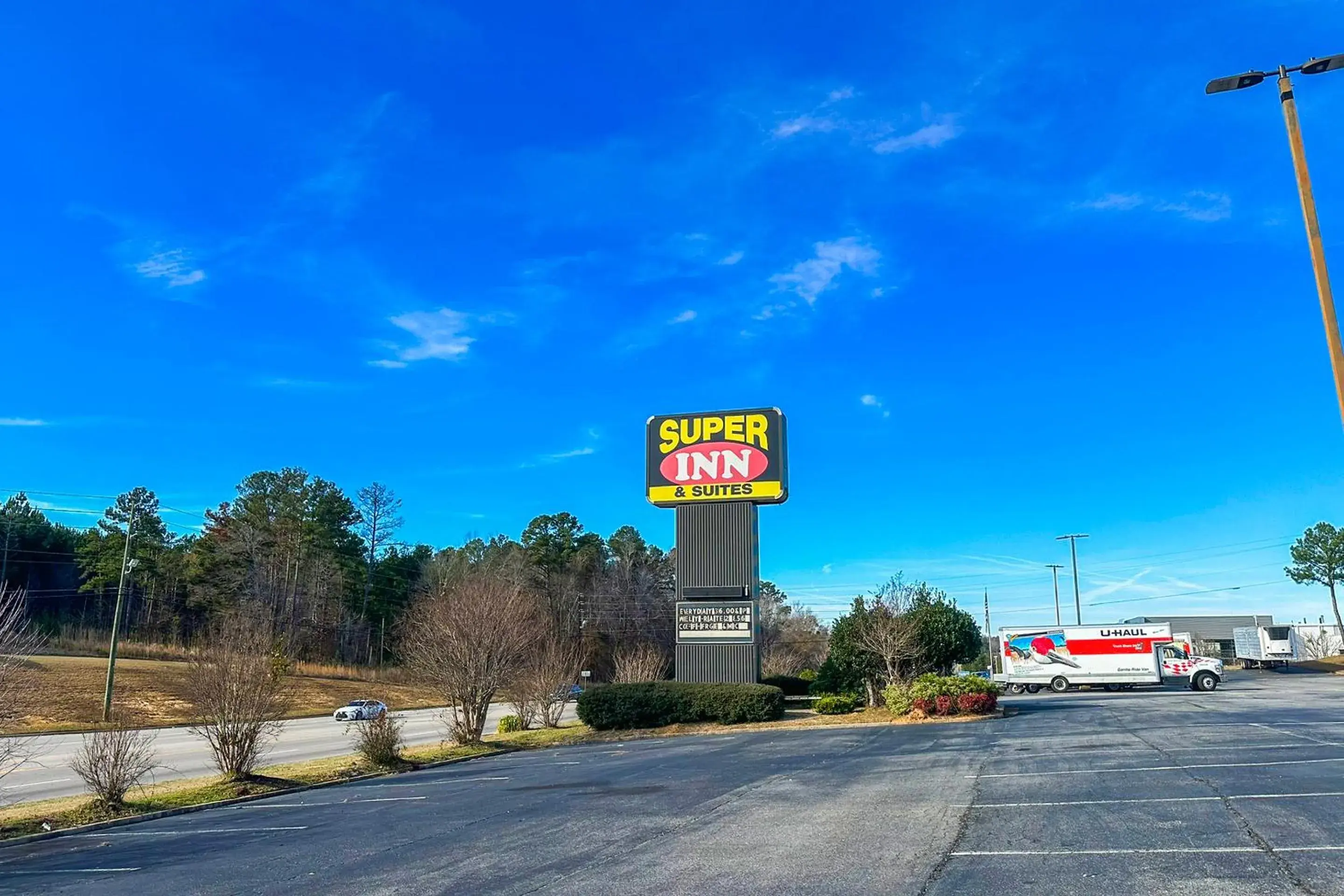 Facade/entrance, Property Building in Super Inn & Suites by OYO Milledgeville