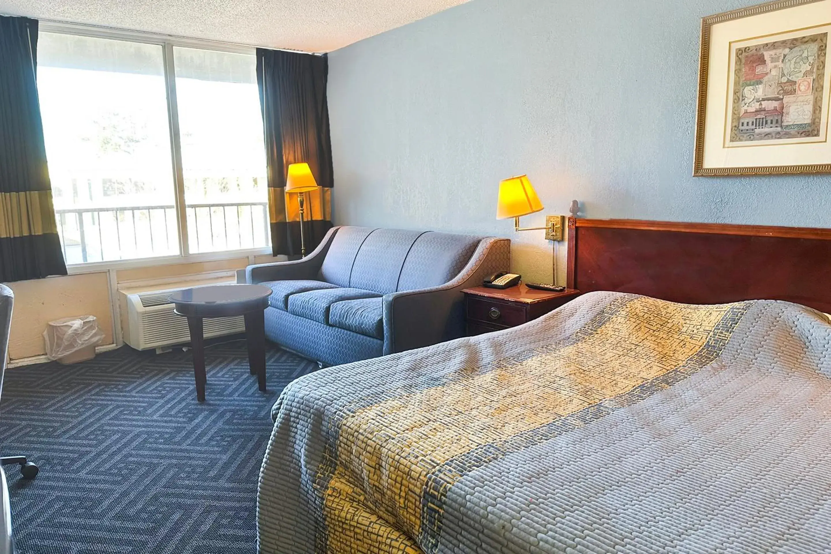 Bedroom, Bed in Super Inn & Suites by OYO Milledgeville