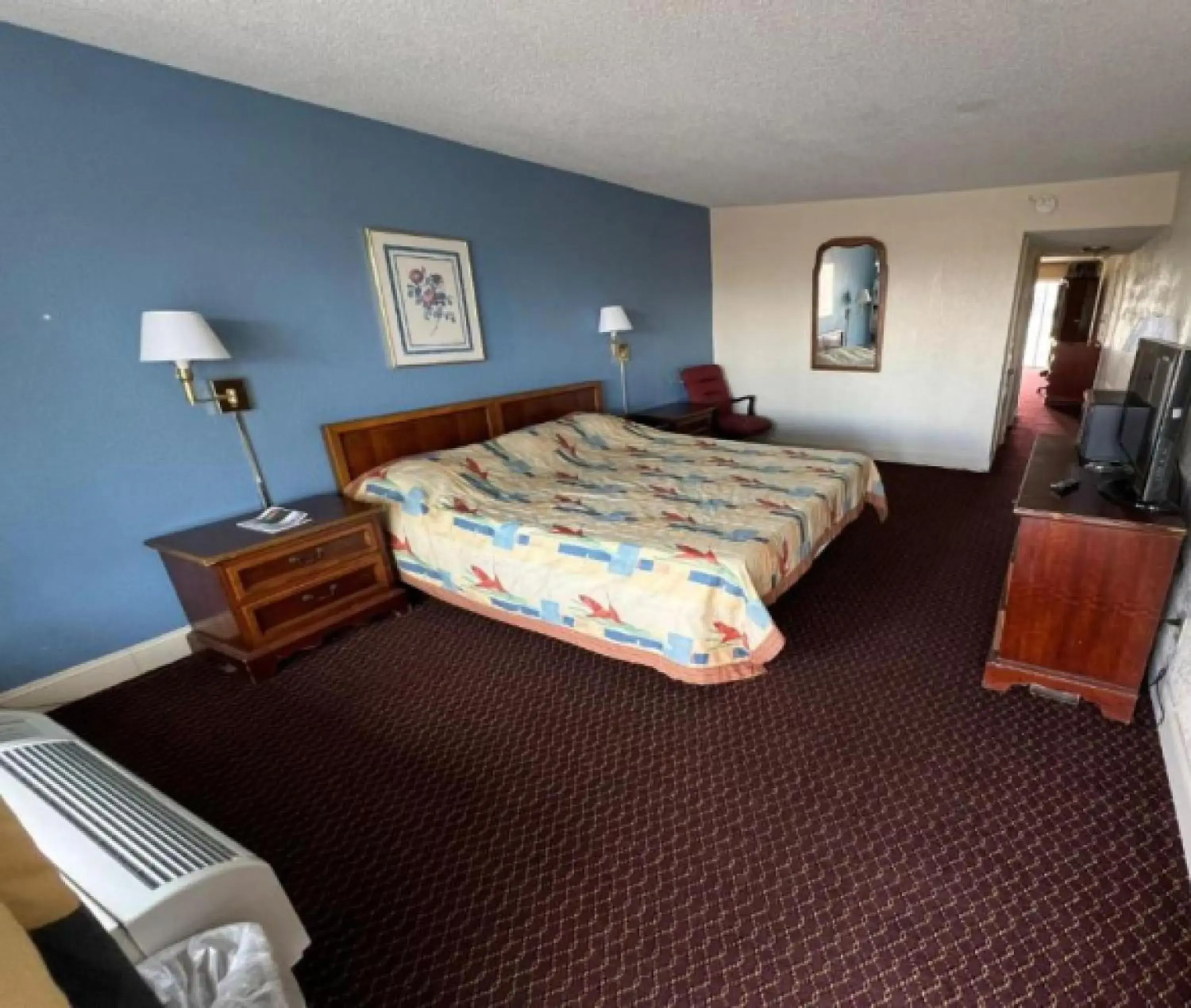 Bedroom, Bed in Super Inn & Suites by OYO Milledgeville