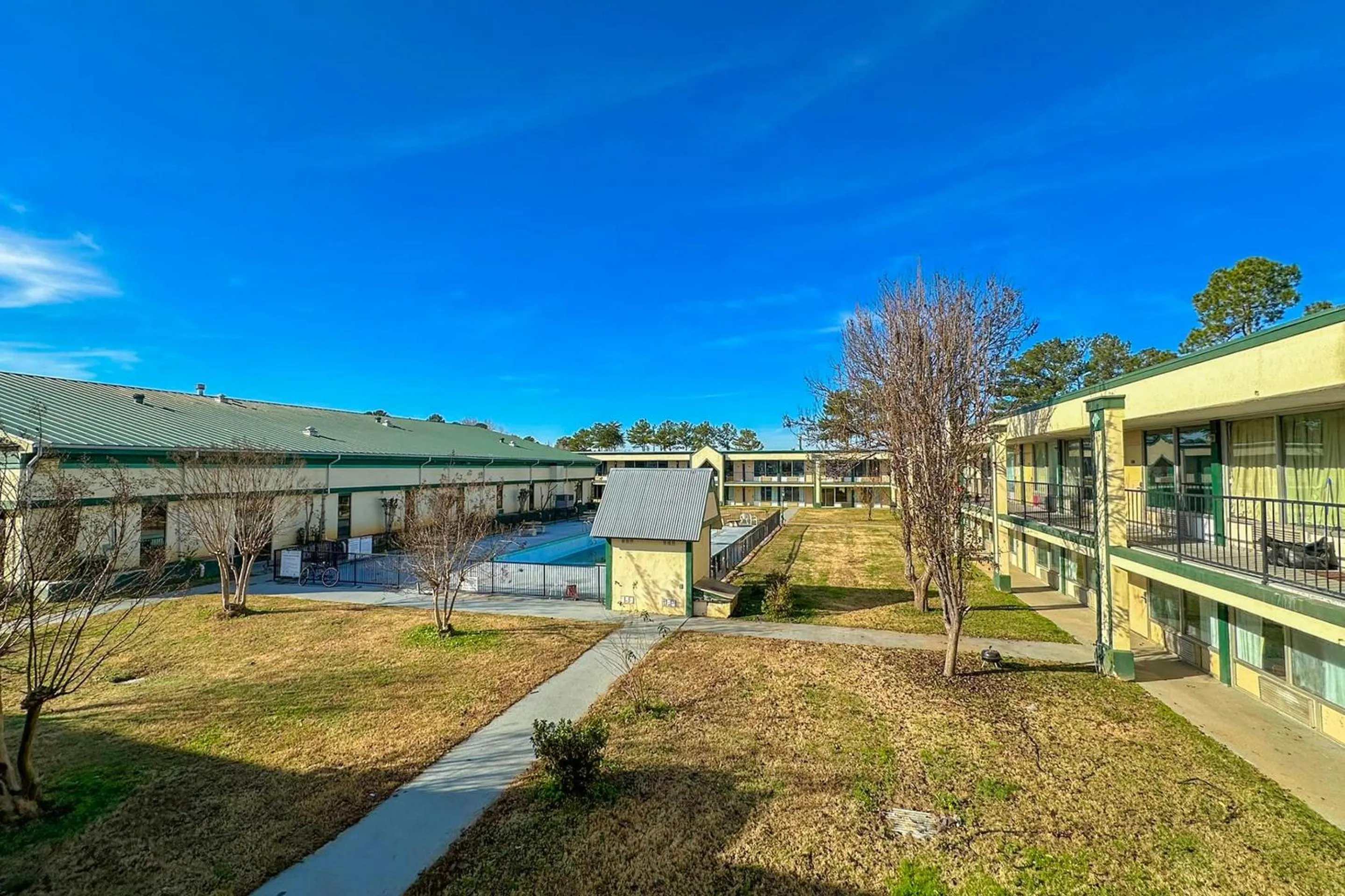 Garden in Super Inn & Suites by OYO Milledgeville