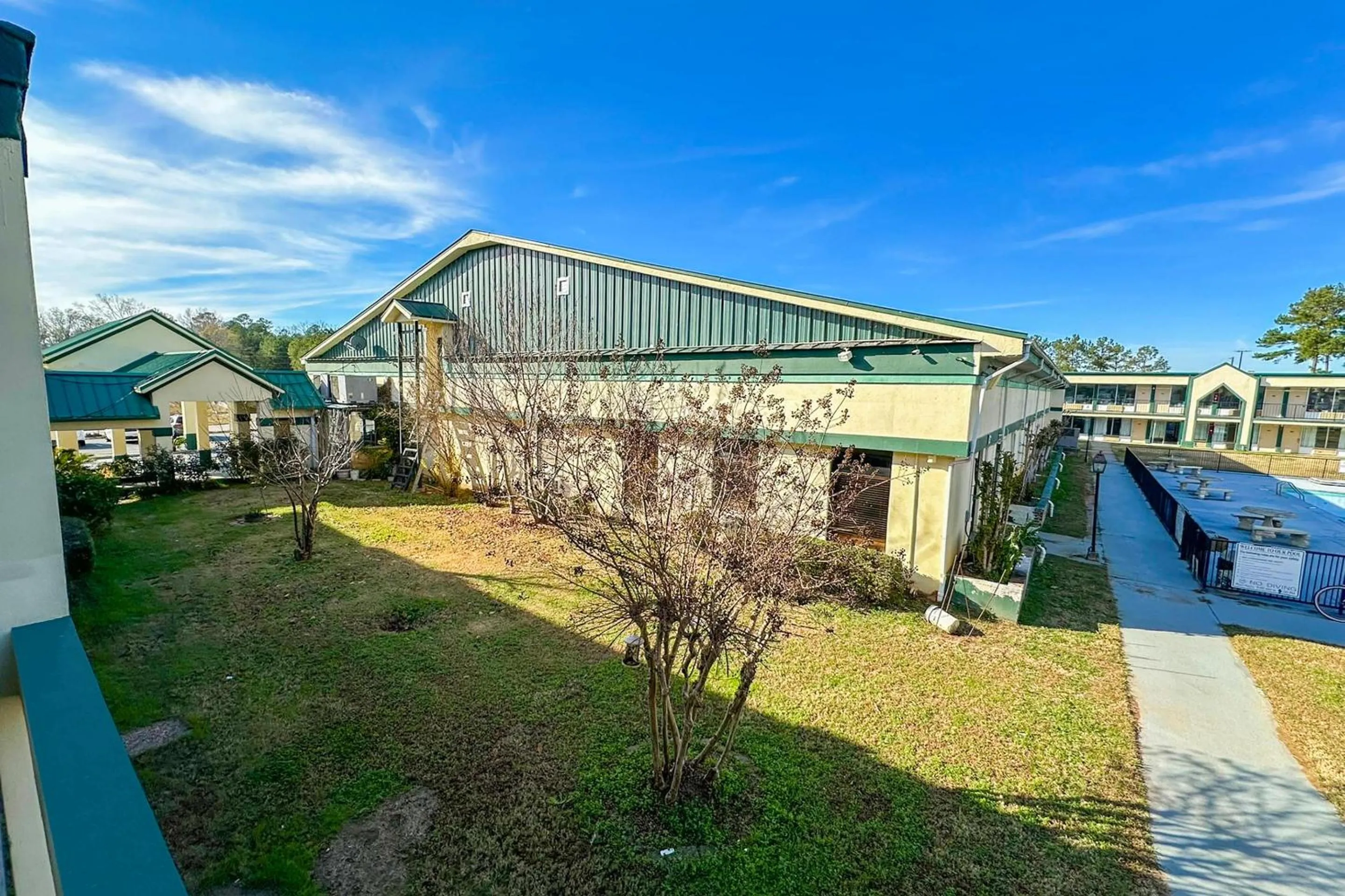 Garden in Super Inn & Suites by OYO Milledgeville