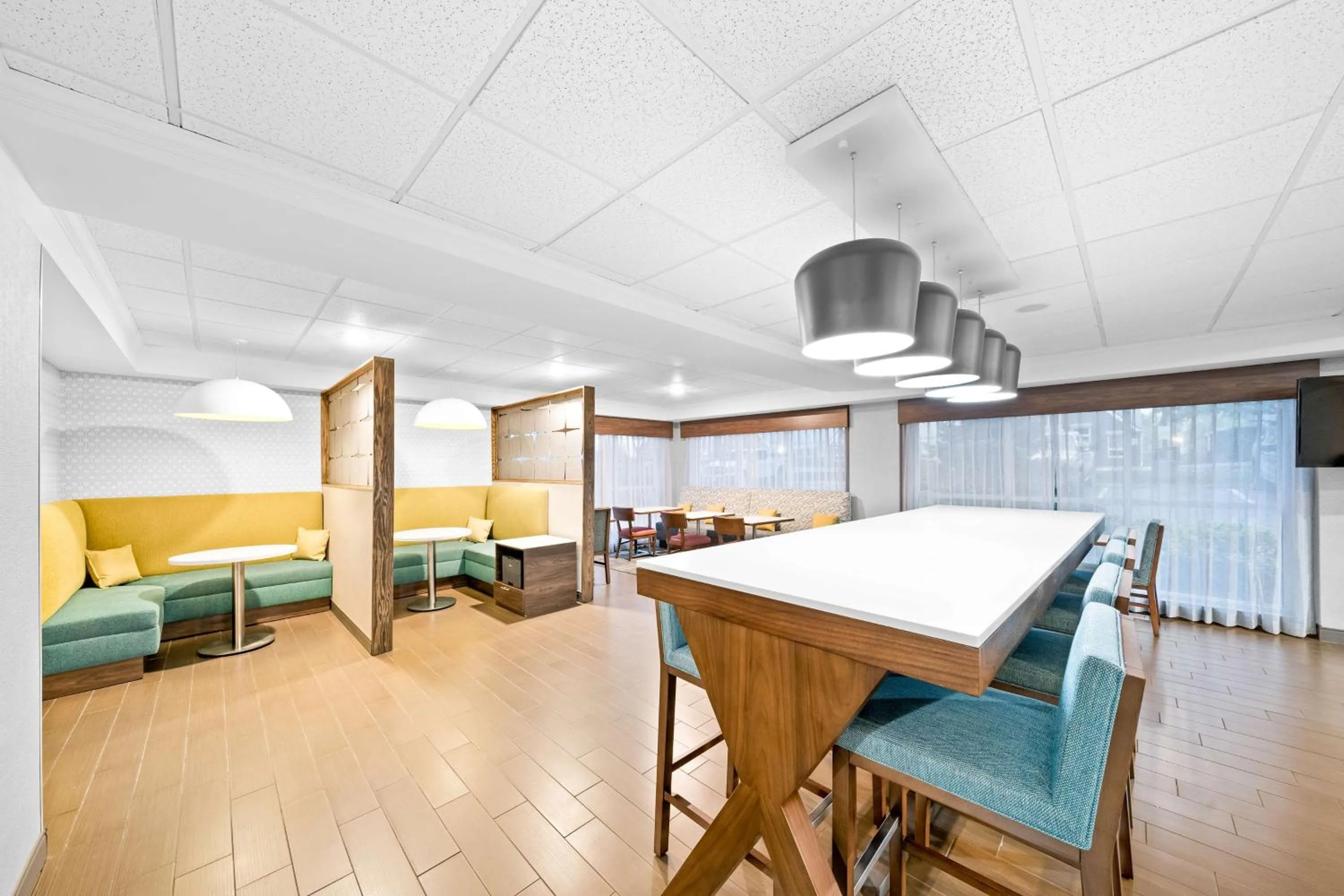 Lobby or reception, Bed in Hampton Inn South Heritage Park