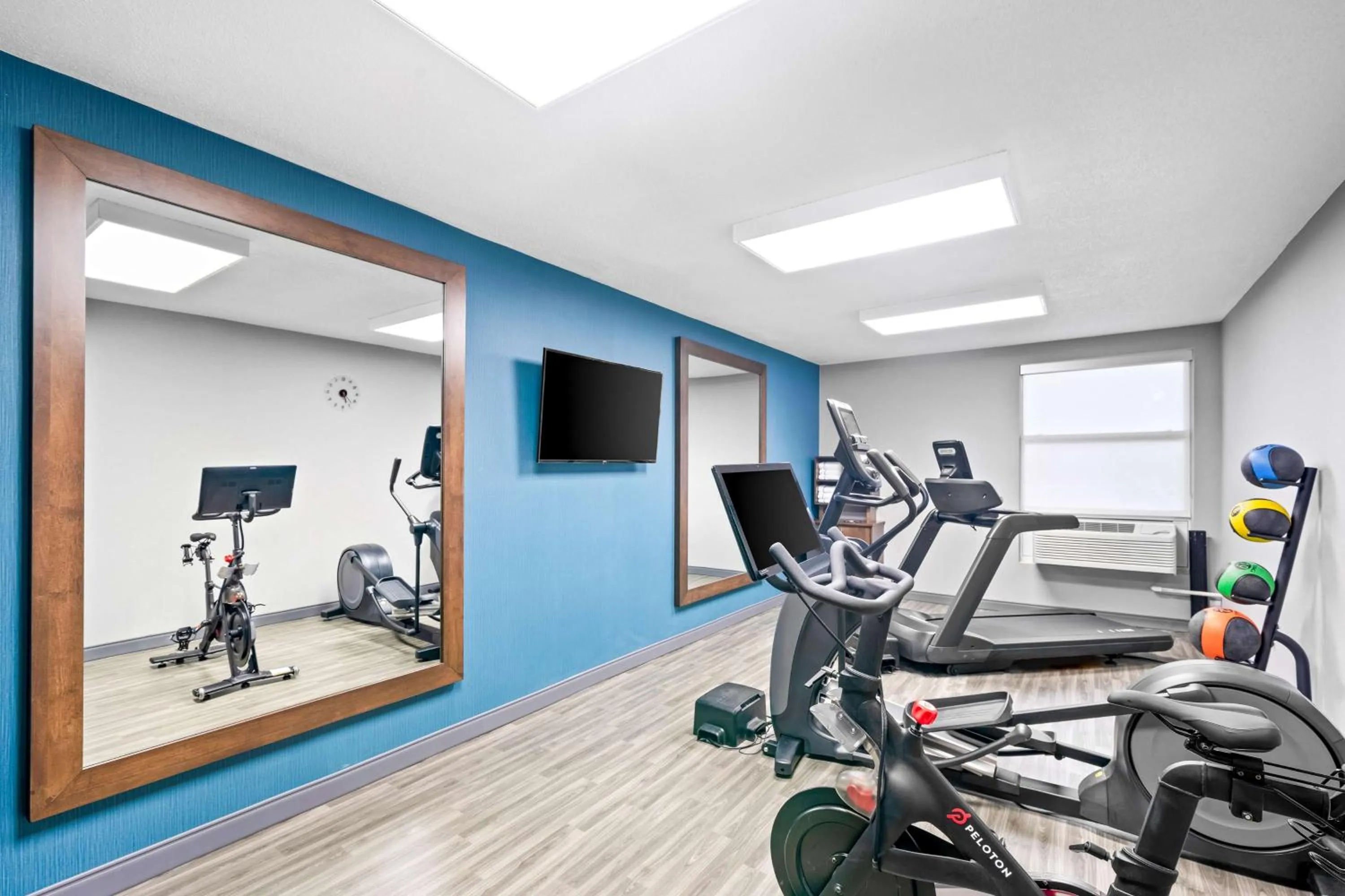 Fitness centre/facilities in Hampton Inn South Heritage Park