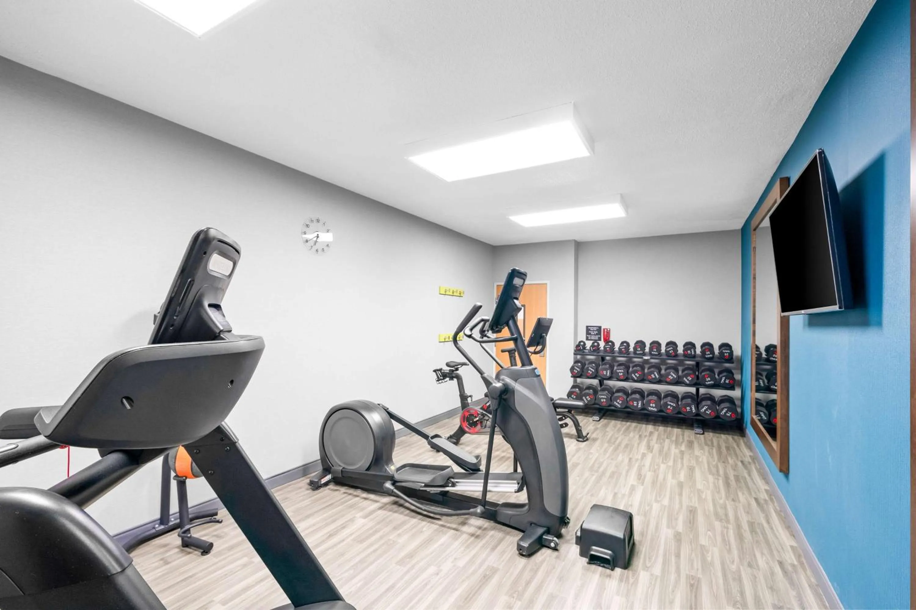Fitness centre/facilities in Hampton Inn South Heritage Park
