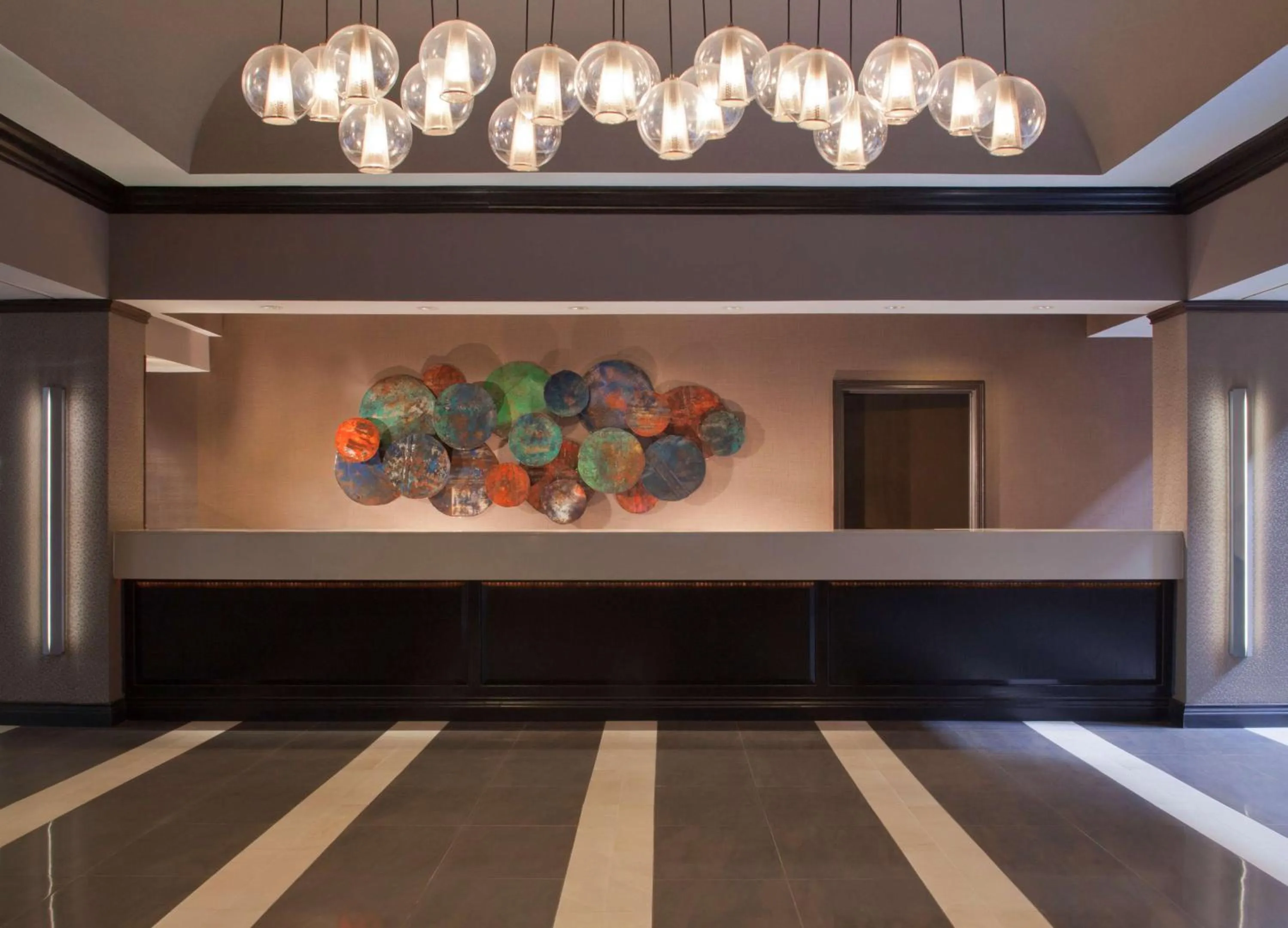 Lobby or reception in Embassy Suites by Hilton Houston Near the Galleria