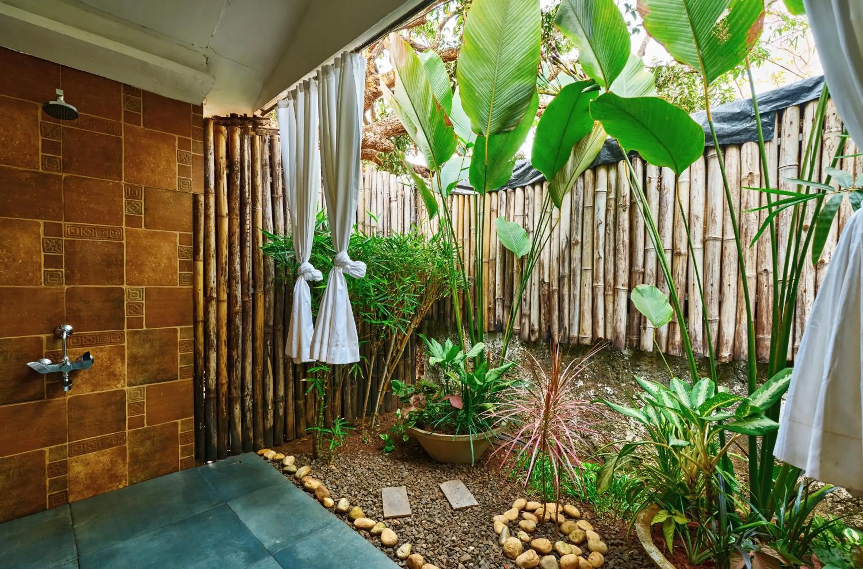 Cottage with Private External Bathroom in Blu Resorts Cottage with Private External Bathroom in Blu Resorts