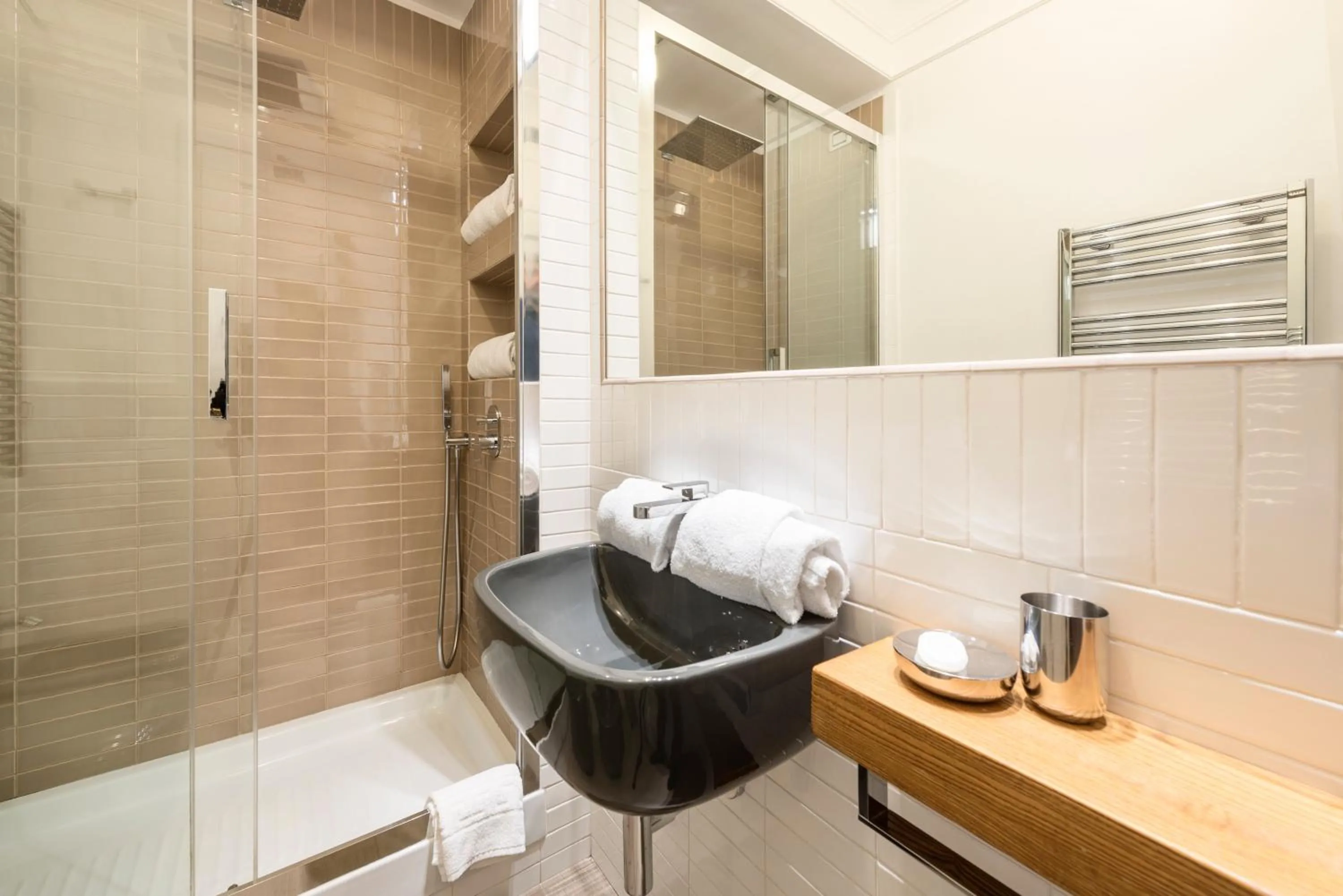 Shower in Le Stanze Di Elle