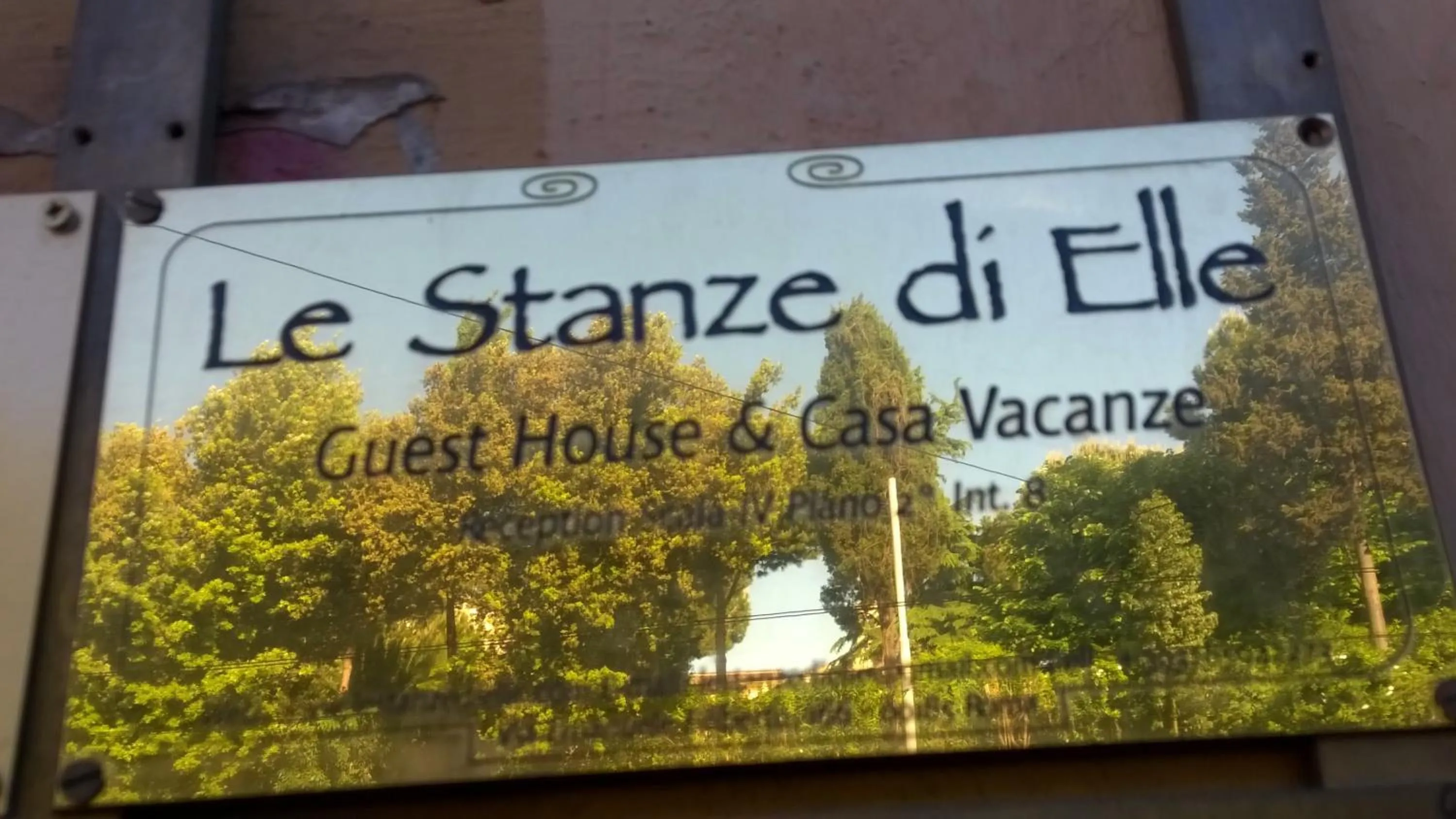 Property logo or sign in Le Stanze Di Elle