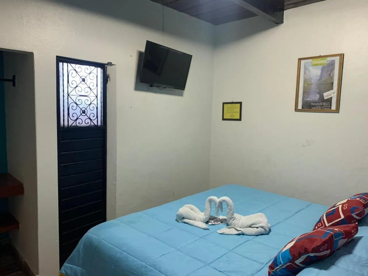 TV and multimedia, Bed in Hotel Clasico Colonial