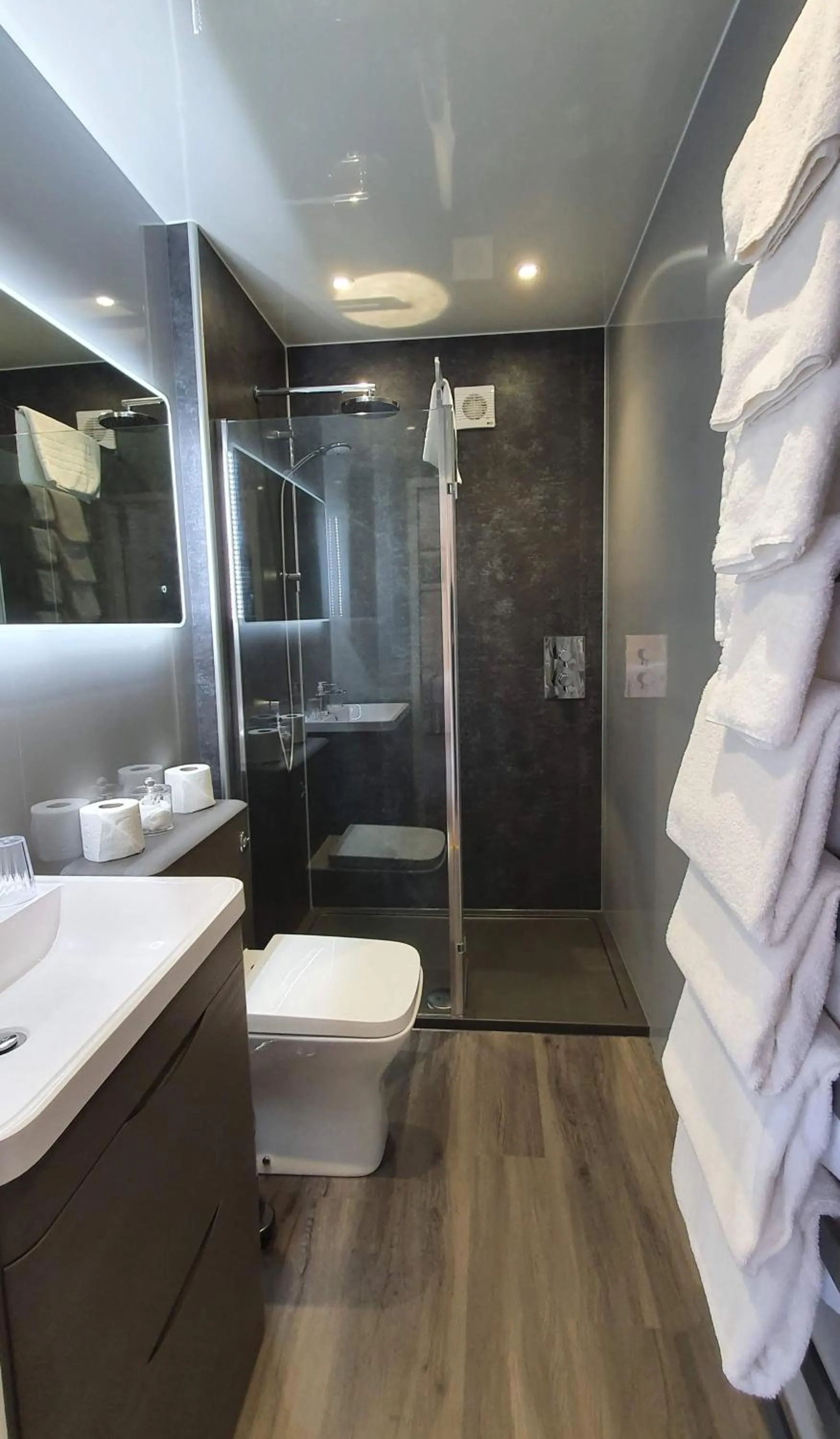 Bathroom in Atholl Villa Guest House