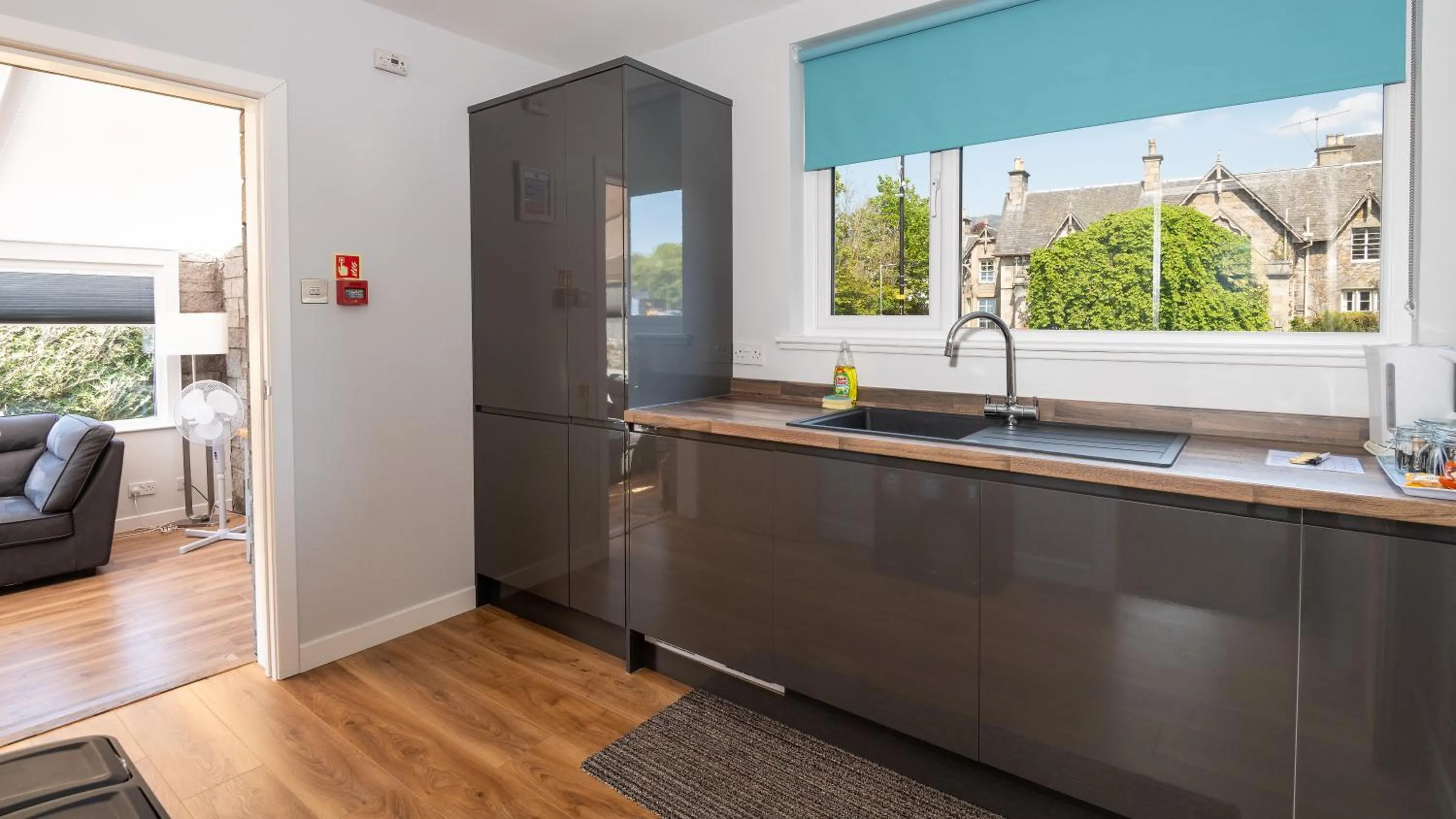 Kitchen or kitchenette in Atholl Villa Guest House