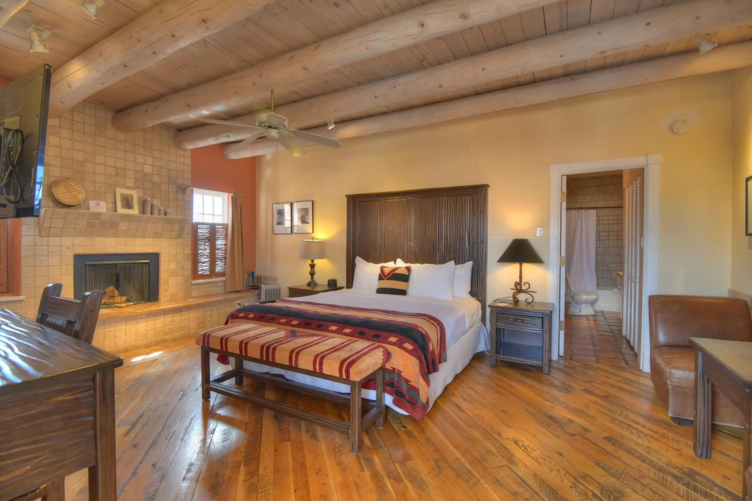 TV and multimedia, Bed in Inn at Vanessie TV and multimedia, Bed in Inn at Vanessie