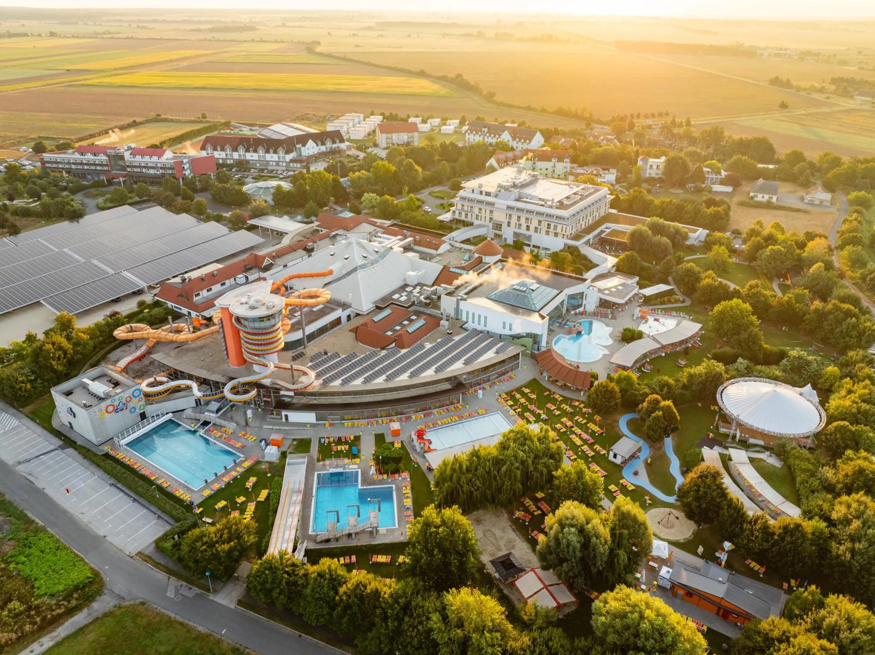 Property building in Thermenhotel Vier Jahreszeiten