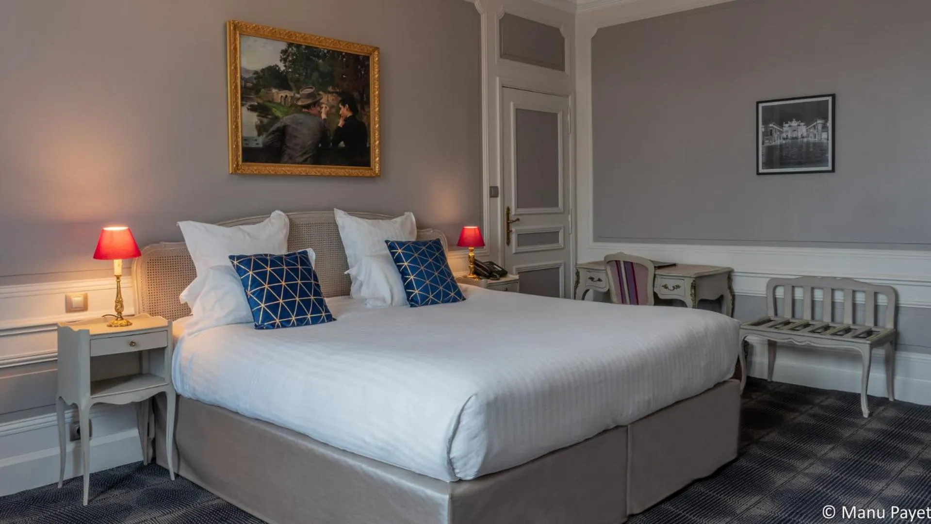 Photo of the whole room in Grand Hotel De La Reine - Place Stanislas