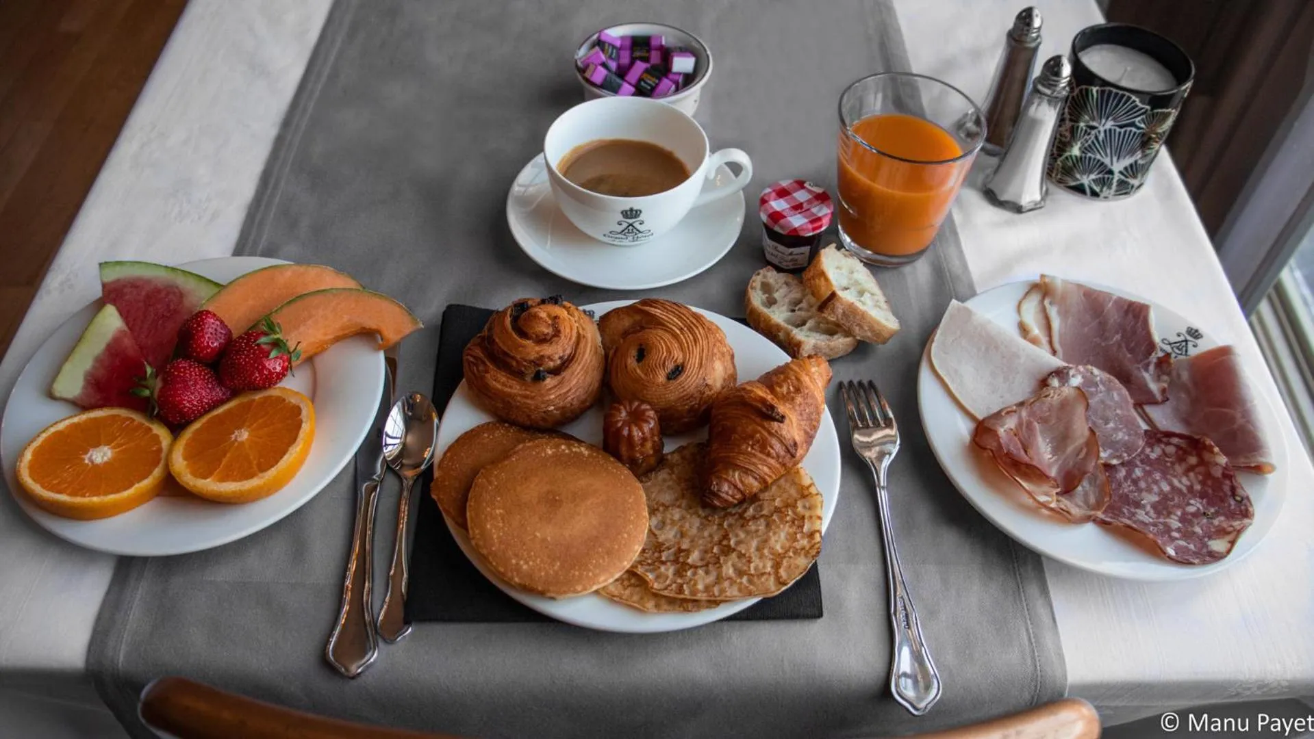 Food in Grand Hotel De La Reine - Place Stanislas