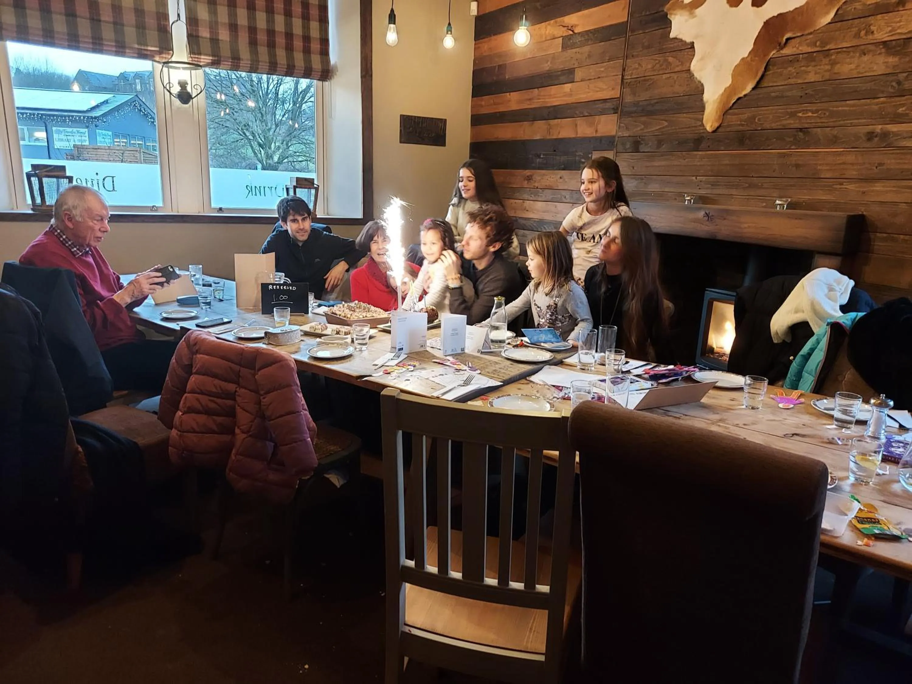 Restaurant/places to eat in Trawden Arms Community Owned Pub