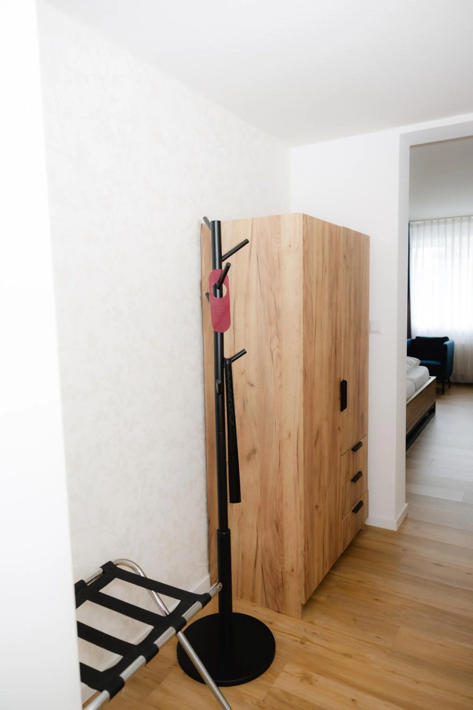 wardrobe, Bed in Fährhaus Kollmar