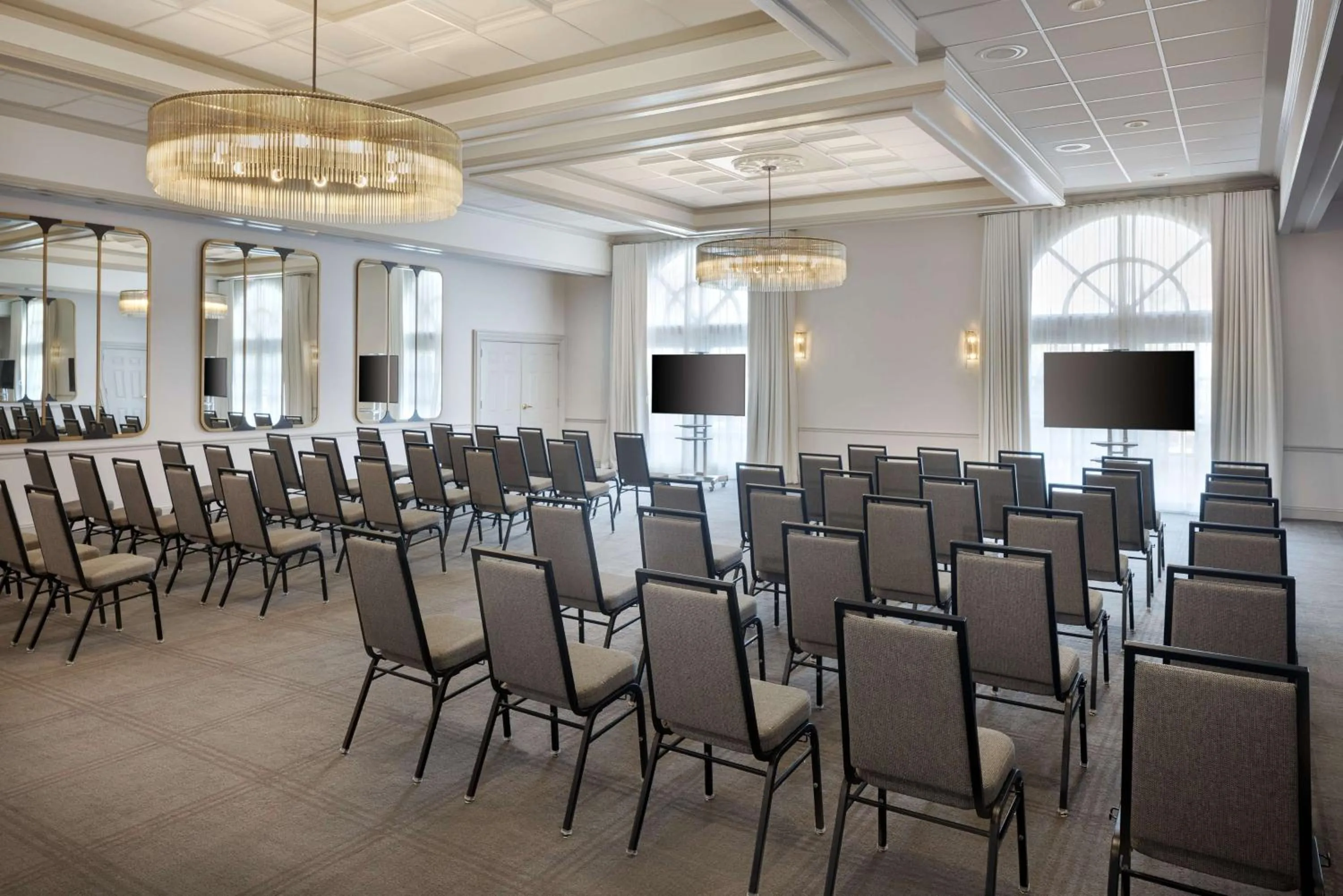 Meeting/conference room in DoubleTree Suites by Hilton Lexington