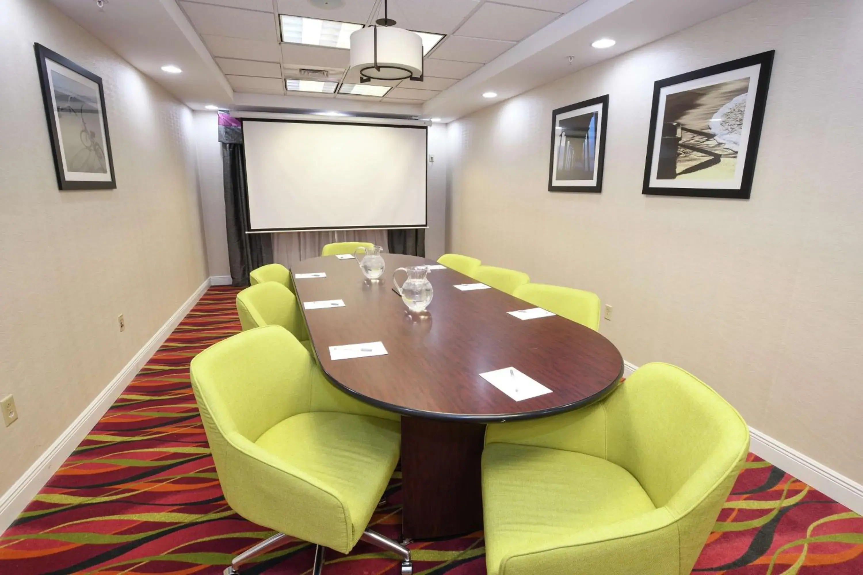 Meeting/conference room in Hampton Inn Jacksonville - East Regency Square Meeting/conference room in Hampton Inn Jacksonville - East Regency Square
