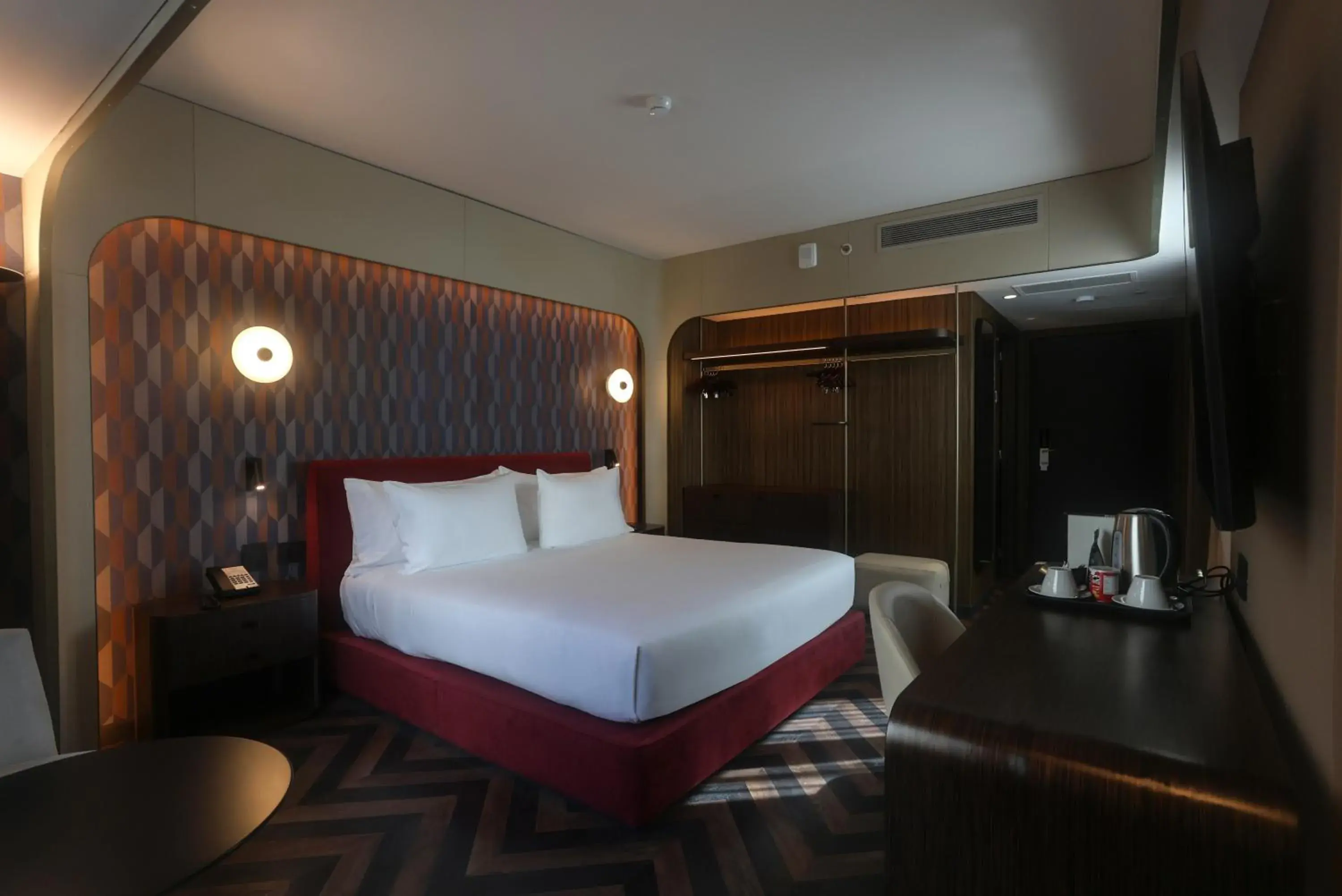 Bed in Recoleta Grand, Buenos Aires, a Tribute Portfolio Hotel Bed in Recoleta Grand, Buenos Aires, a Tribute Portfolio Hotel