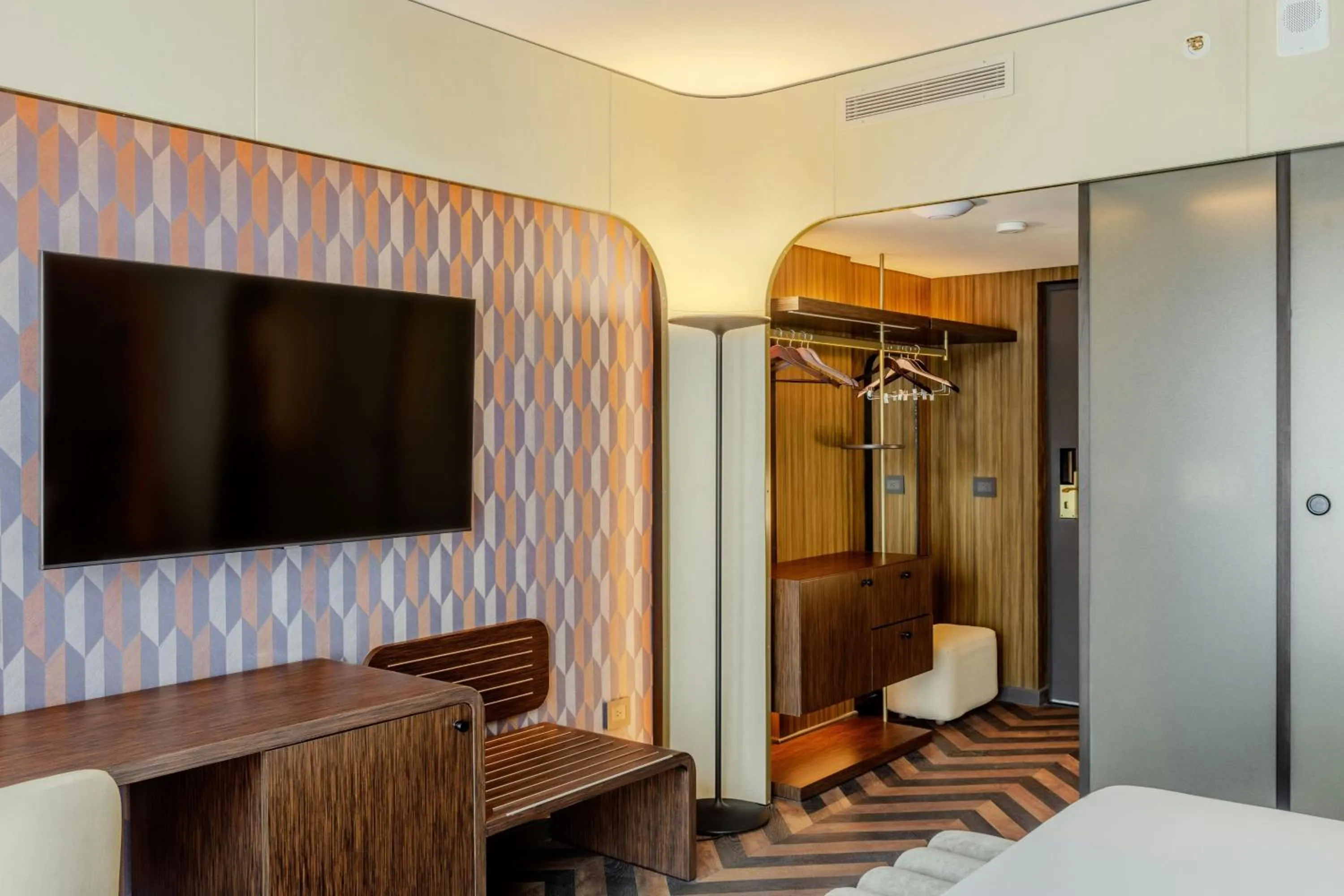 Photo of the whole room, Bed in Recoleta Grand, Buenos Aires, a Tribute Portfolio Hotel