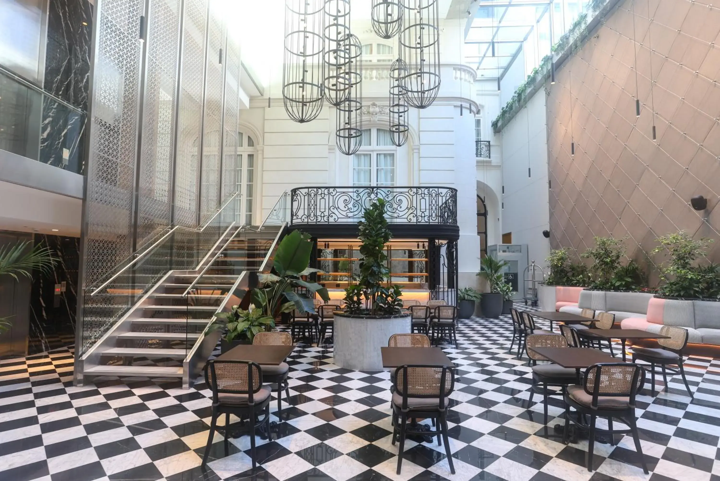 Property building in Recoleta Grand, Buenos Aires, a Tribute Portfolio Hotel Property building in Recoleta Grand, Buenos Aires, a Tribute Portfolio Hotel