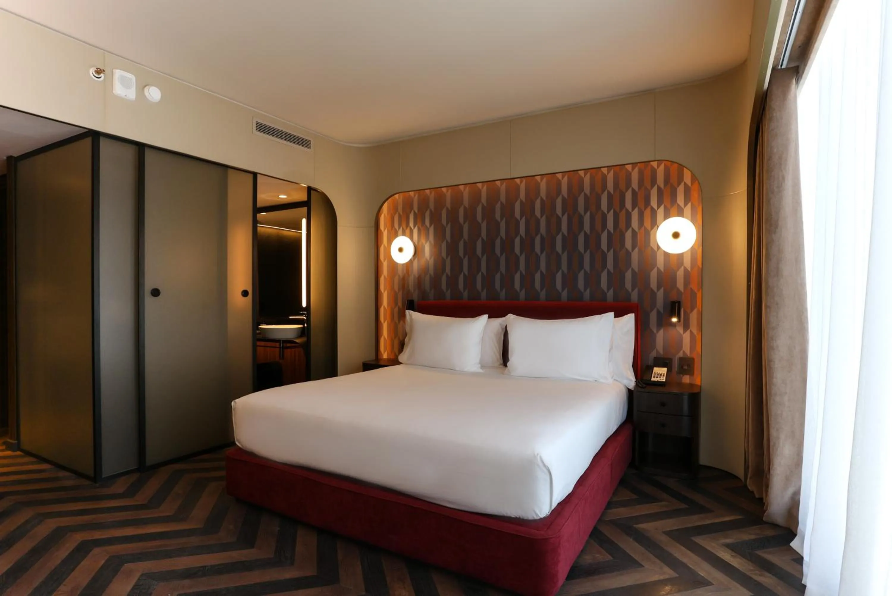 Bed in Recoleta Grand, Buenos Aires, a Tribute Portfolio Hotel