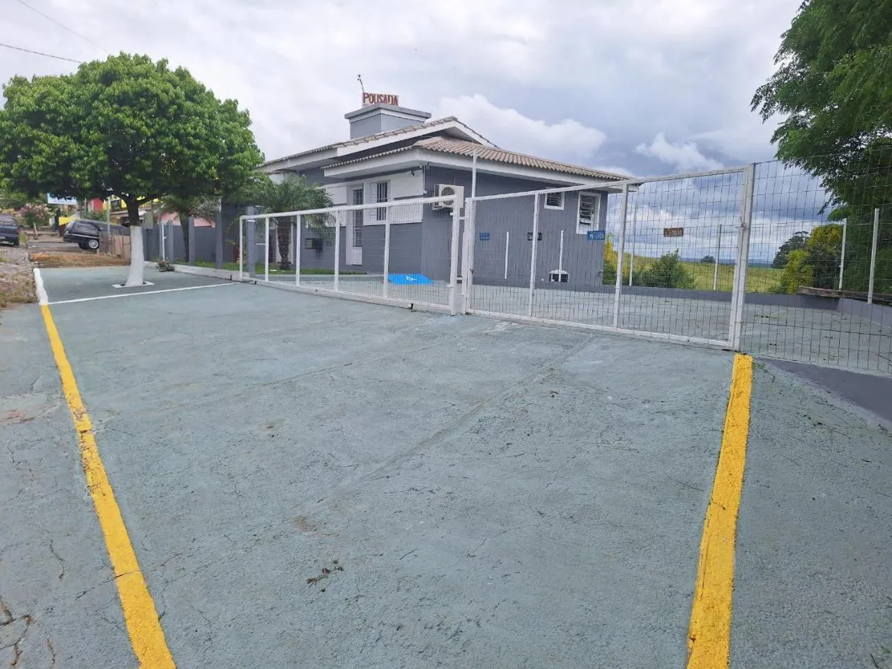 Property building in Pousada JP