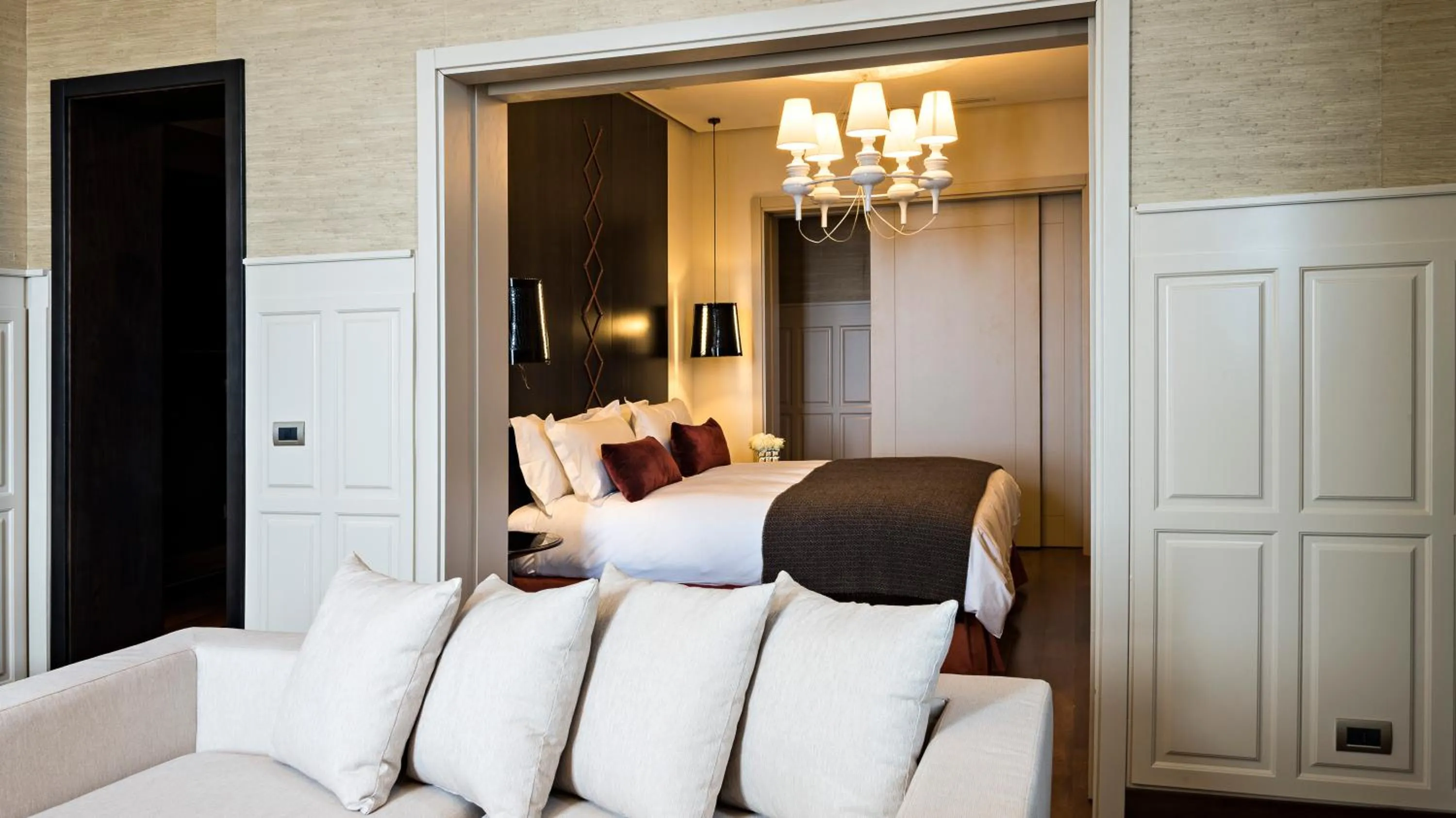 Photo of the whole room, Bed in Sofitel Montevideo Casino Carrasco & Spa