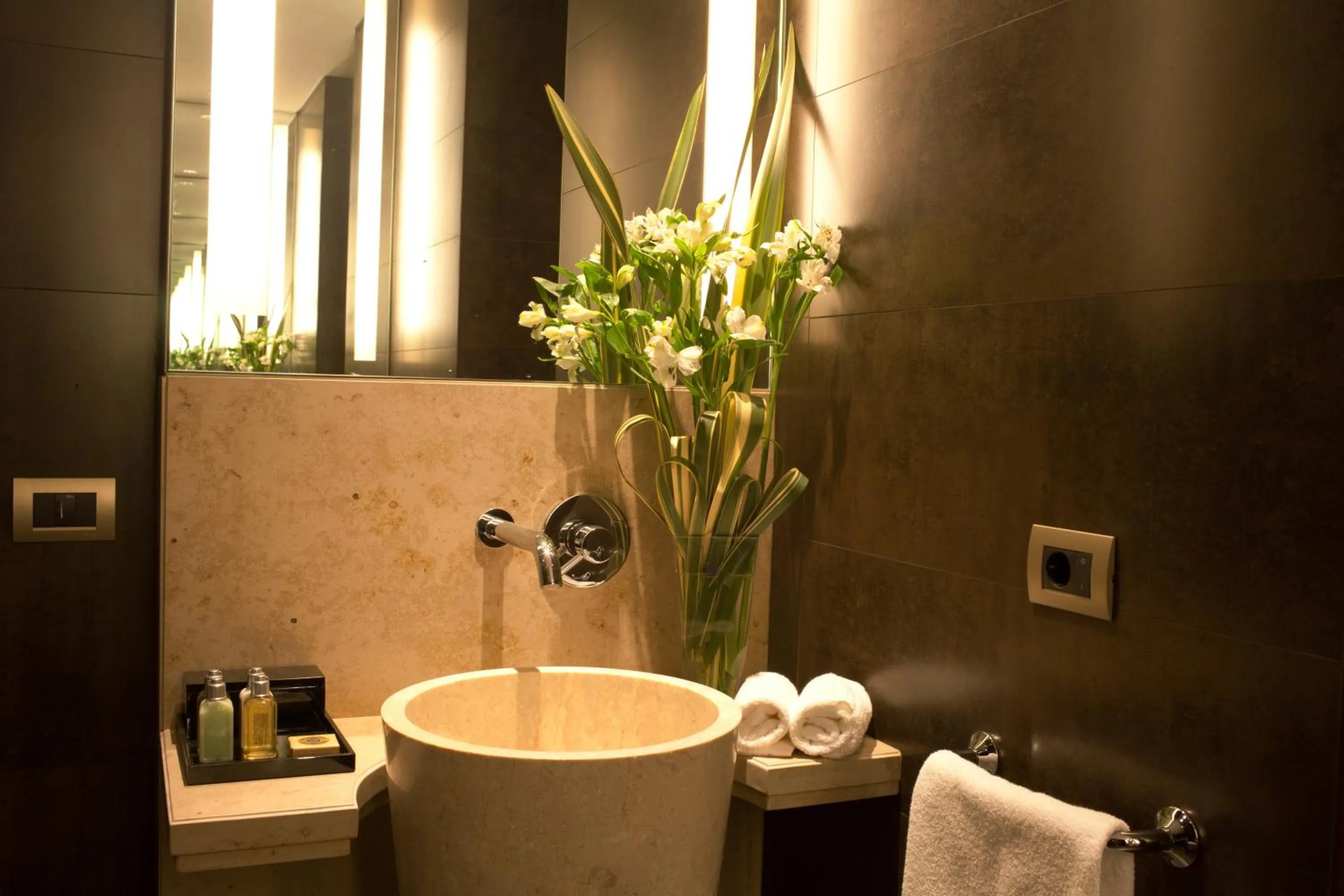 Bathroom in Sofitel Montevideo Casino Carrasco & Spa