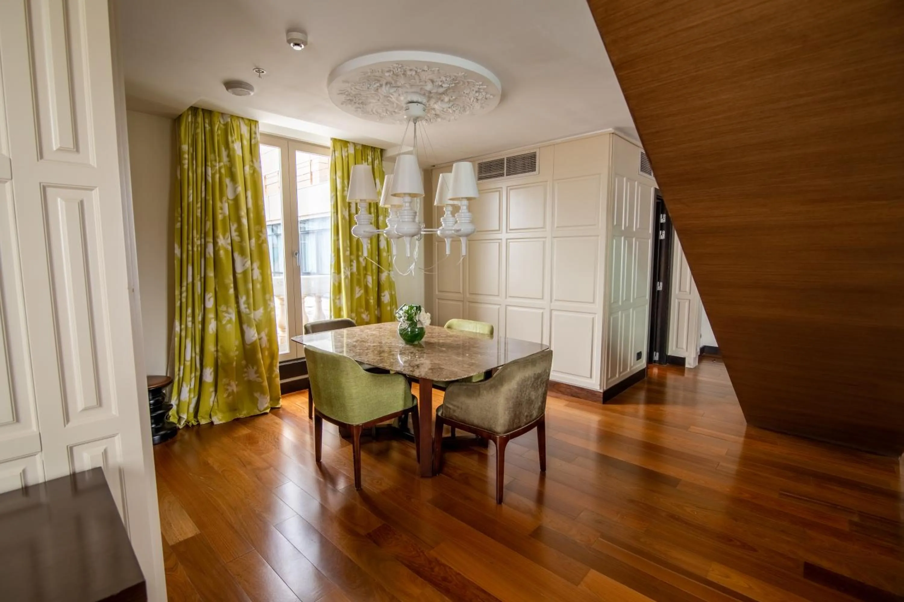 Living room in Sofitel Montevideo Casino Carrasco & Spa