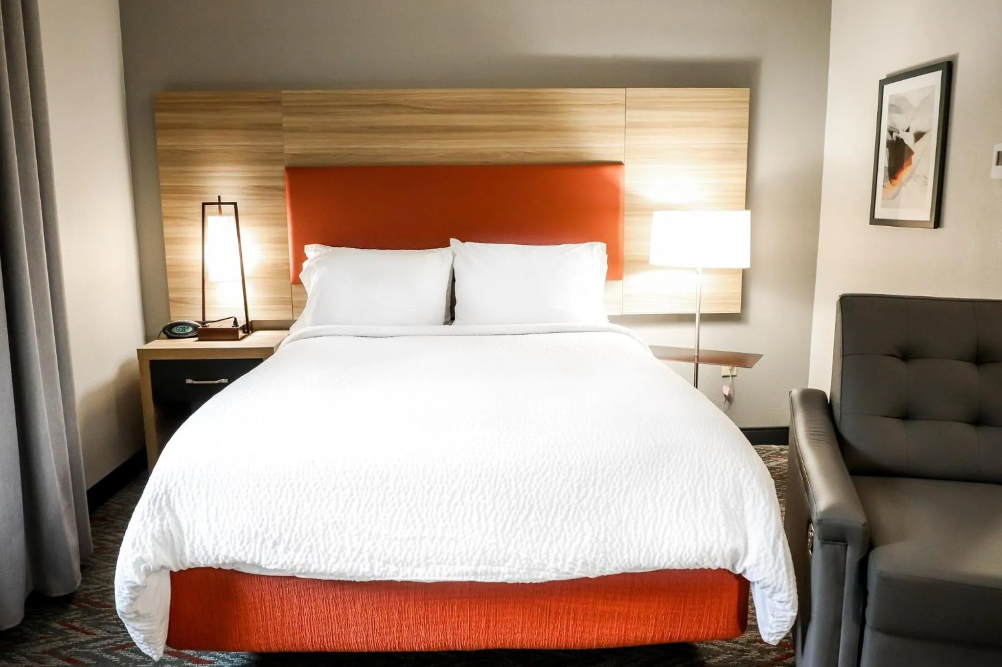 Photo of the whole room, Bed in Candlewood Suites Richmond Airport by IHG