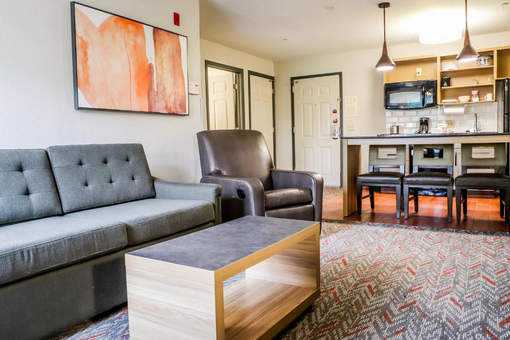 Bedroom in Candlewood Suites Richmond Airport by IHG