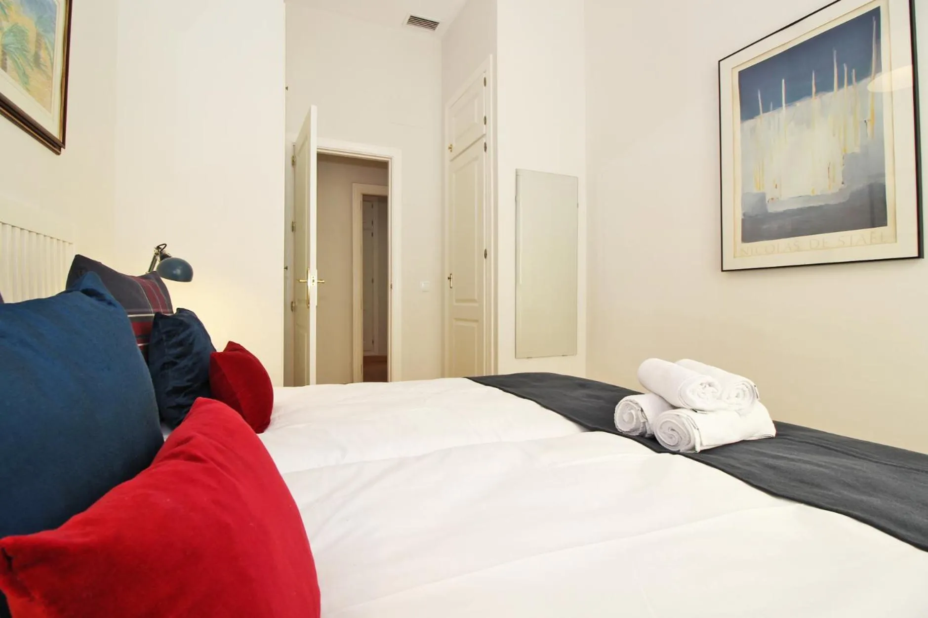 Bed in Del Parque Flats - Premium - Maestre