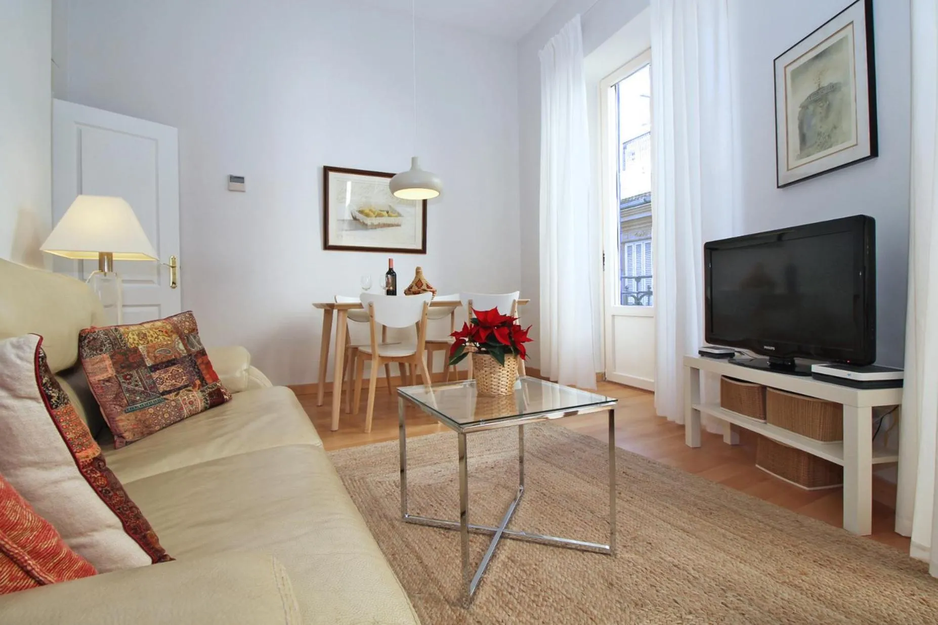 Communal lounge/ TV room in Del Parque Flats - Premium - Maestre