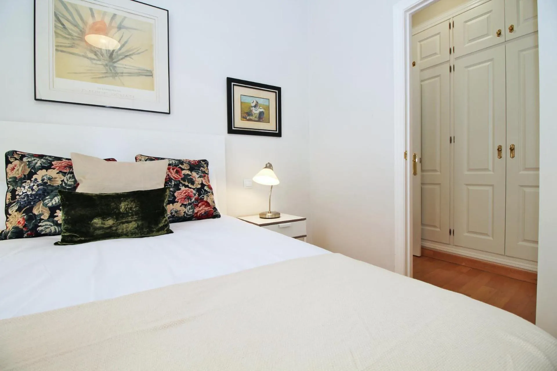 Bed in Del Parque Flats - Premium - Maestre